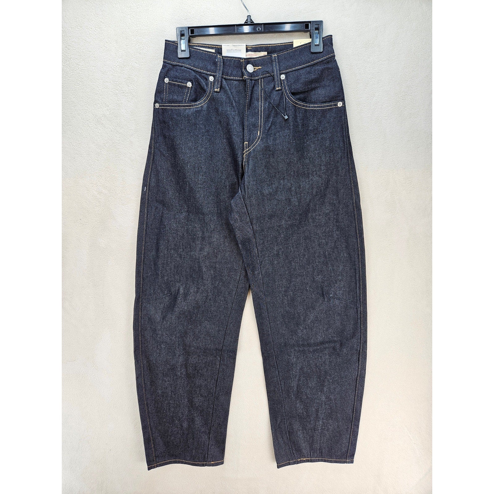 LEVI'S WOMEN'S 25X30 PREMIUM BAGGY DAD BARREL JEANS DARK INDIGO BLUE DENIM NWT
