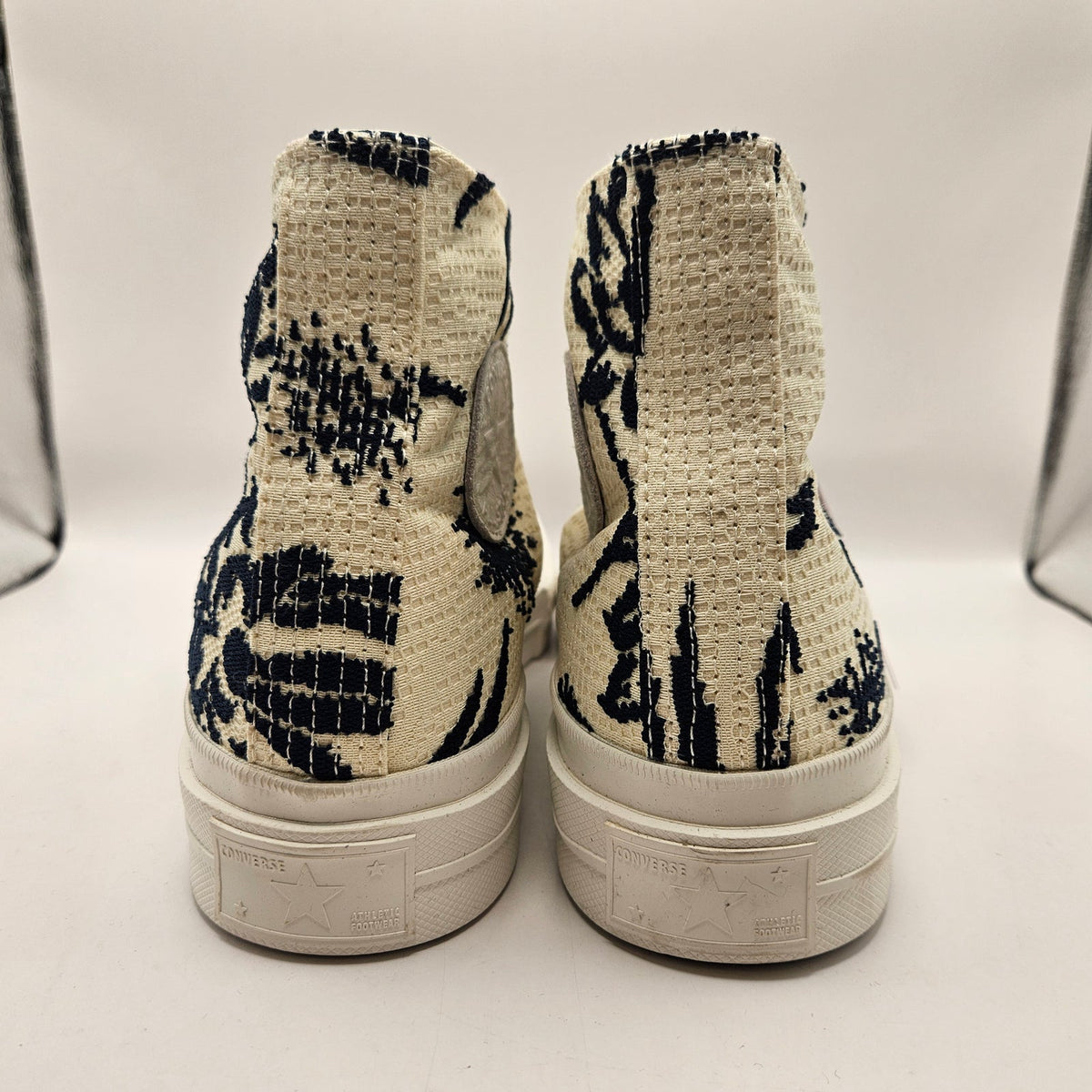 CONVERSE MEN'S 10.5 FIRST STRING CHUCK TAYLOR PREMIUM LEATHER WHITE HI A14281