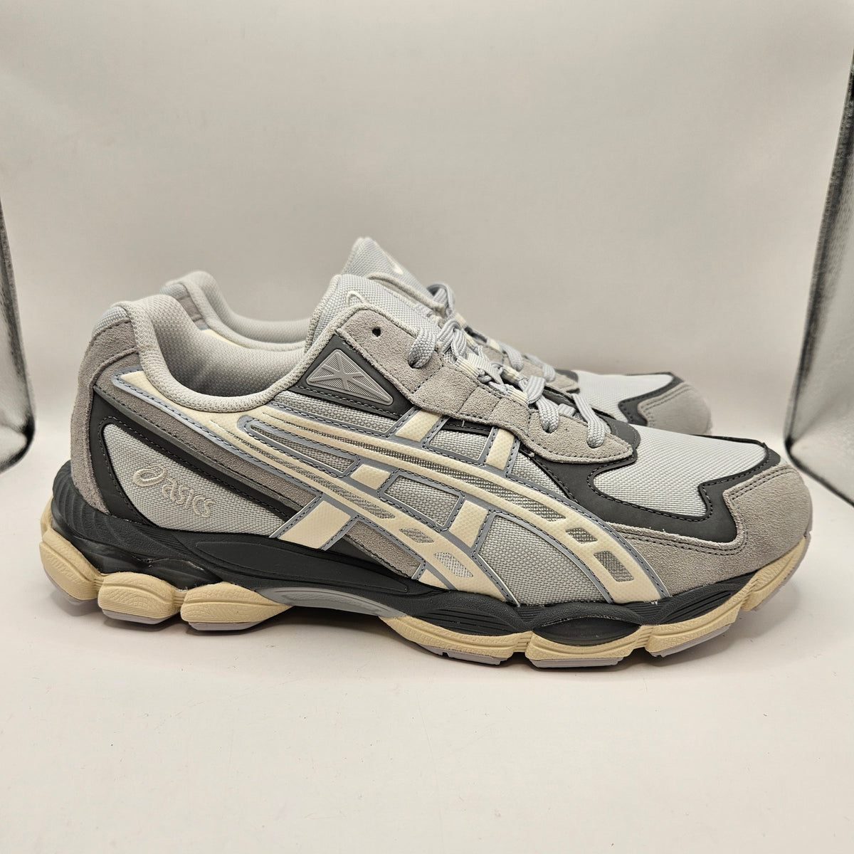 ASICS WOMEN'S 11.5 GEL-NYC 2055 GLACIER GREY CREAM 1203A755 NWOB