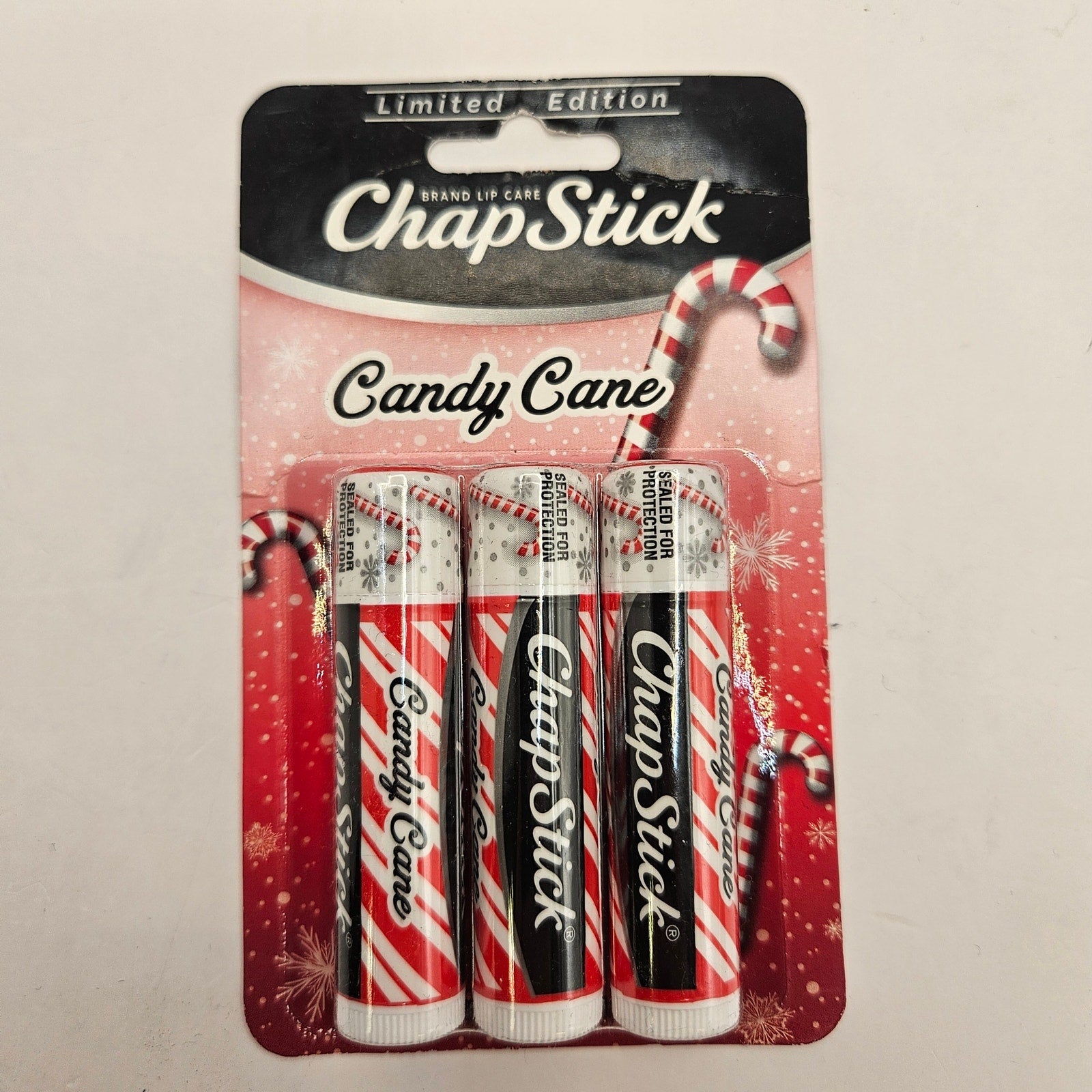 LOT OF 15 CHAPSTICK VARIETY MIX LIP BALM 0.15oz NEW SEALED IN PACKAGING