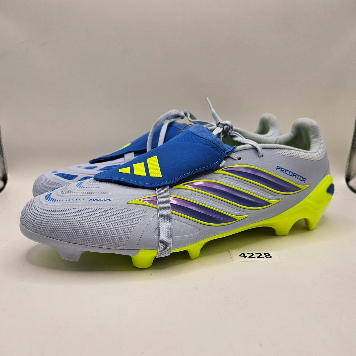 ADIDAS SIZE 12 PREDATOR LEAGUE FOLD OVER TOUGUE FG SOCCER CLEATS JS0423