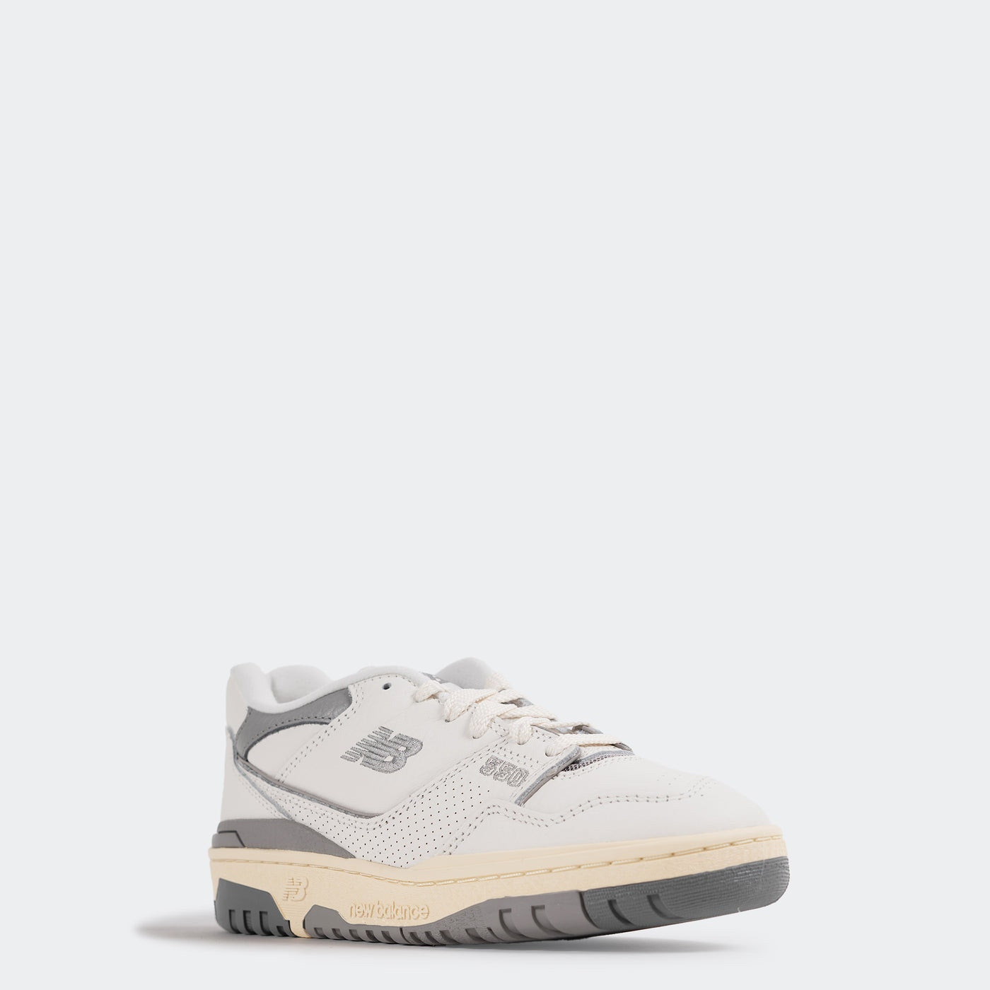 NEW BALANCE MEN'S 5.5 550 LOW TOP OG BASKETBALL SNEAKER BB550PTC NIB WHITE GREY