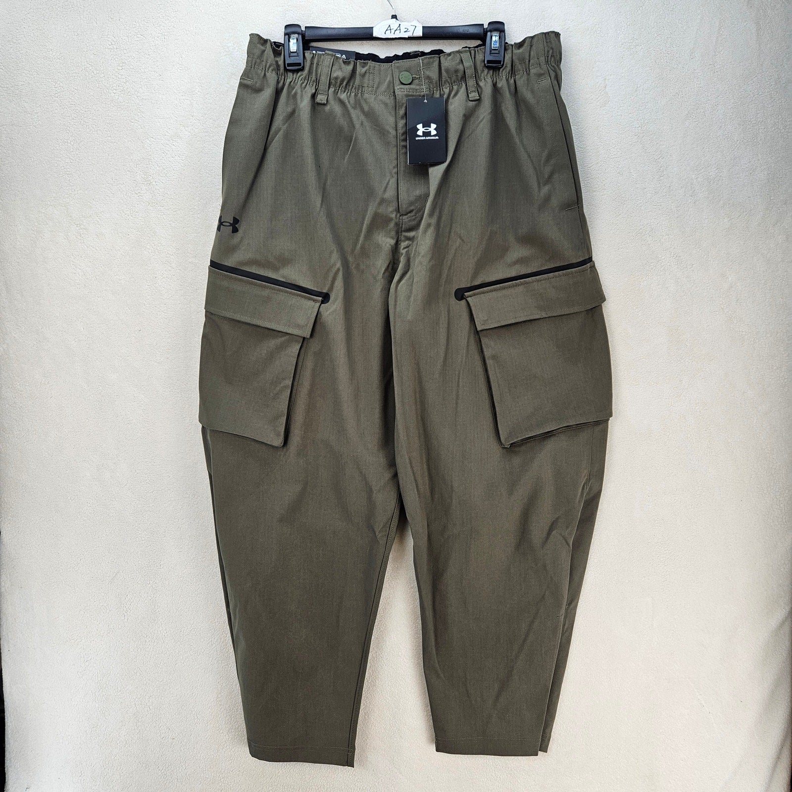 UNDER ARMOUR MEN'S LARGE EXPDT GREEN UNSTOPPABLE TEXTURED WOVEN CARGO PANTS NWT