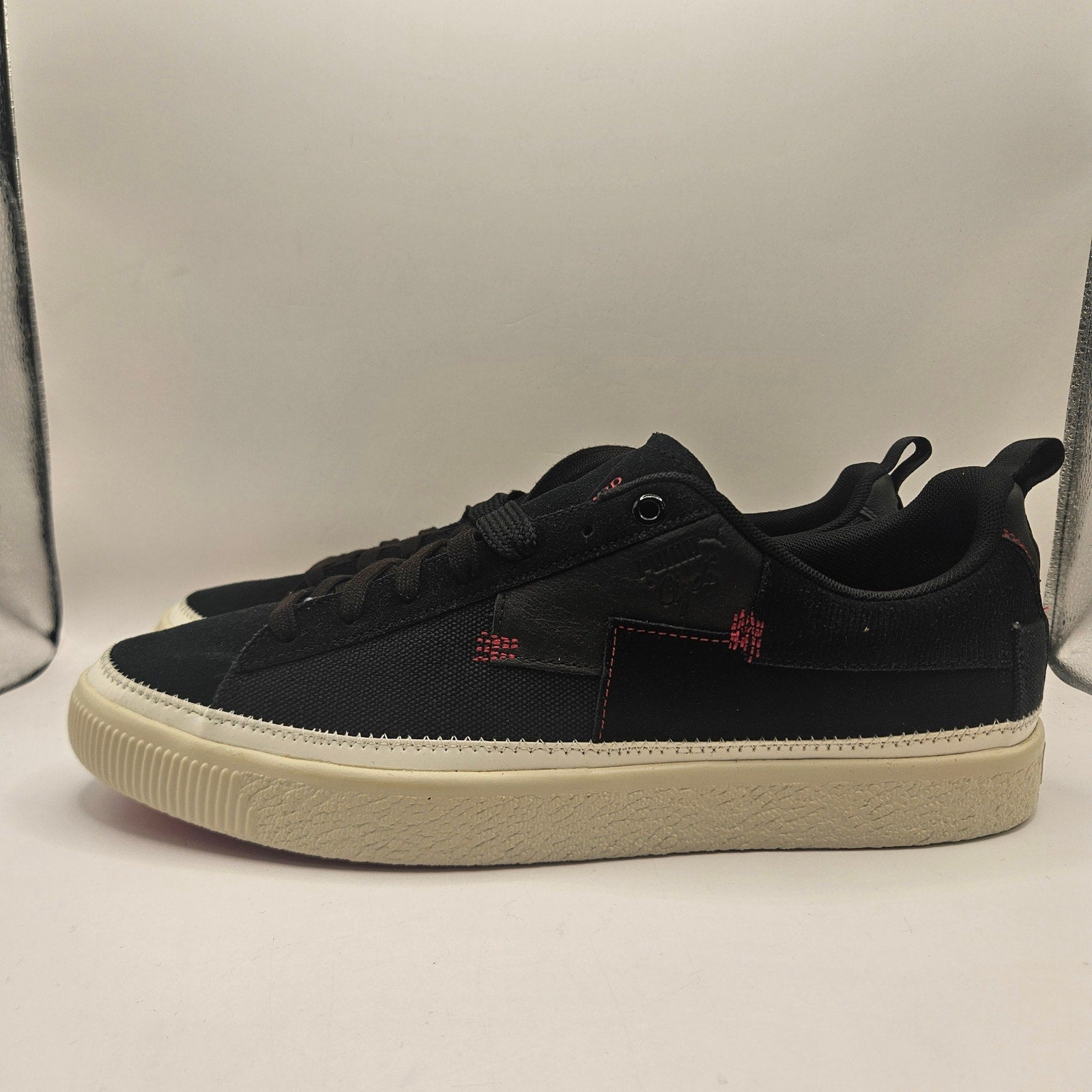 PUMA MEN'S 12 CLYDE BLACK RED REFORM LOW TOP SNEAKER NWOB 372337-01