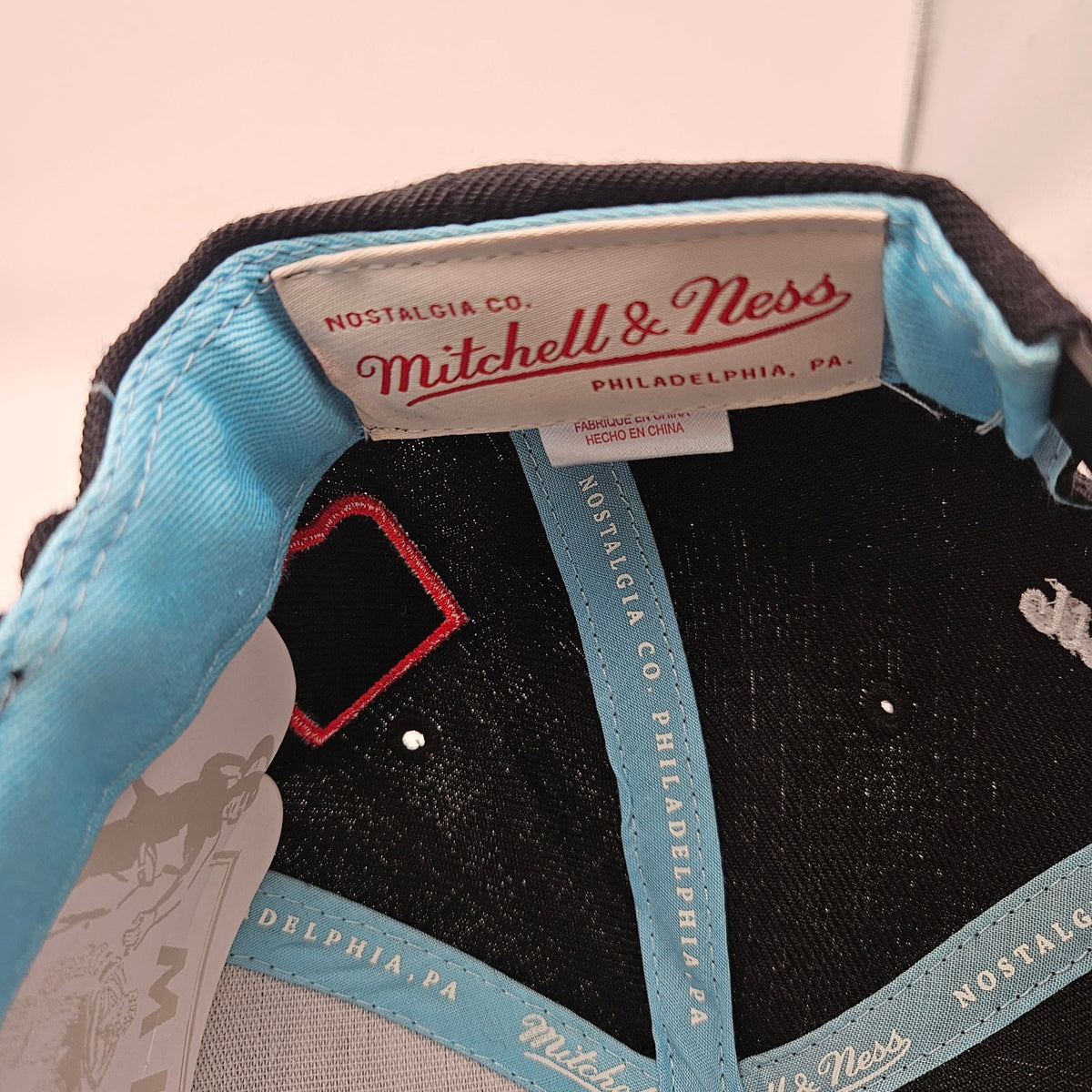 MITCHELL & NESS BLUE UNDER FINALS SNAPBACK HWC MIAMI HEAT NWT