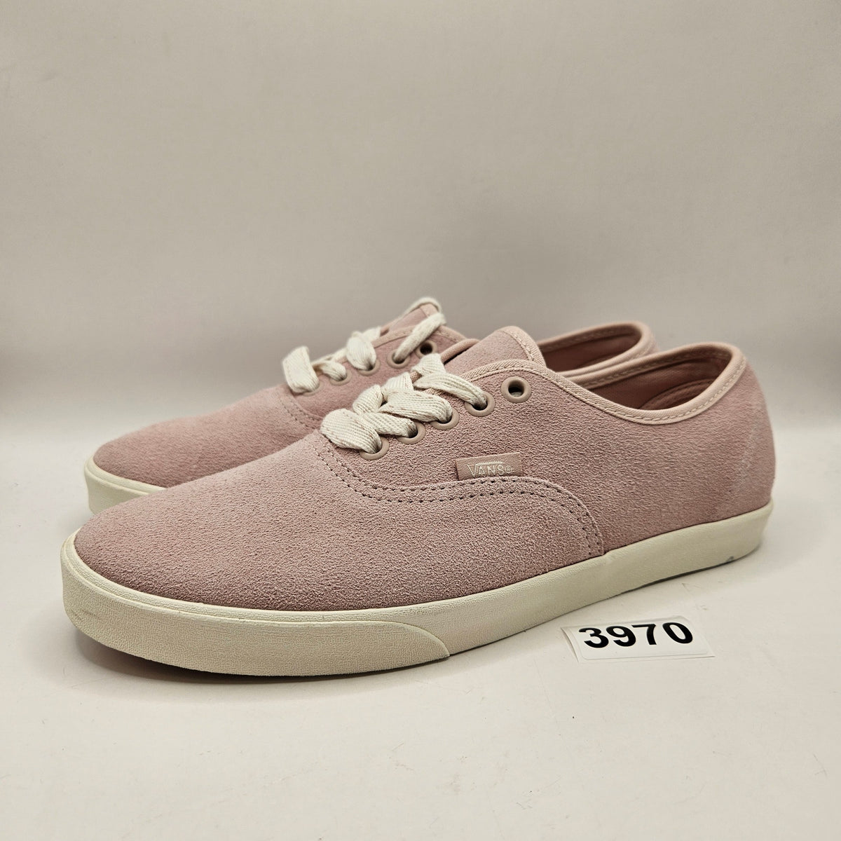VANS WOMEN'S 8 AUTHENTIC LX 44 RARE HAIRY SUEDE LIGHT ROSE PINK SKATE SHOES NWOB