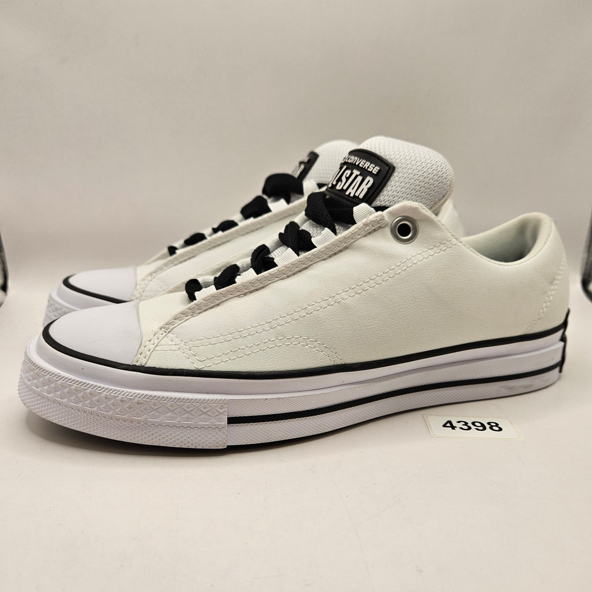 CONVERSE MEN'S 8.5 CHUCK TAYLOR ALLSTAR PUFF FAT TOUGUE LO WHITE A14722C