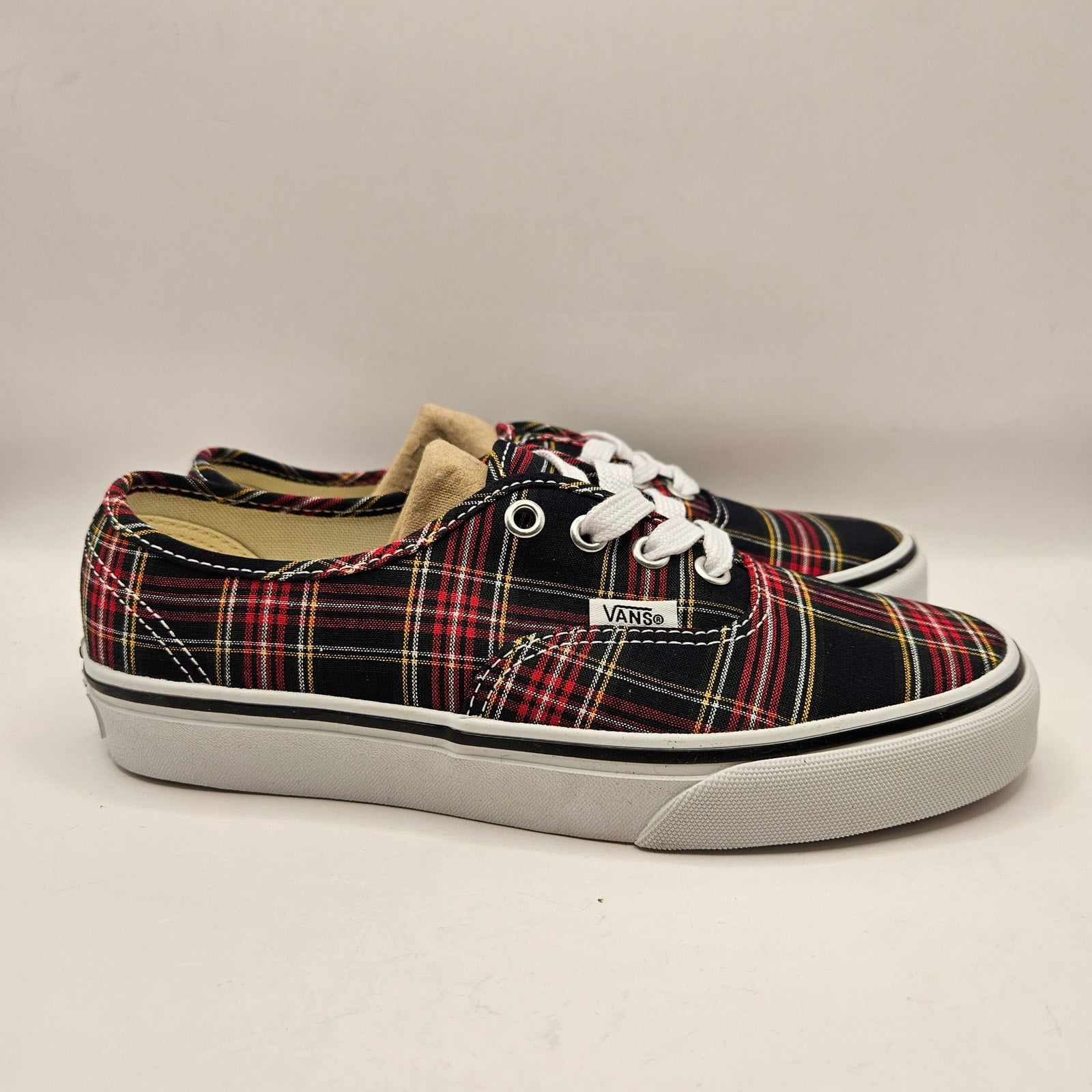 VANS WOMEN'S 6.5 AUTHENTIC LOW TOP SNEAKER PLAID NAVY NWOB VN000EGABX9