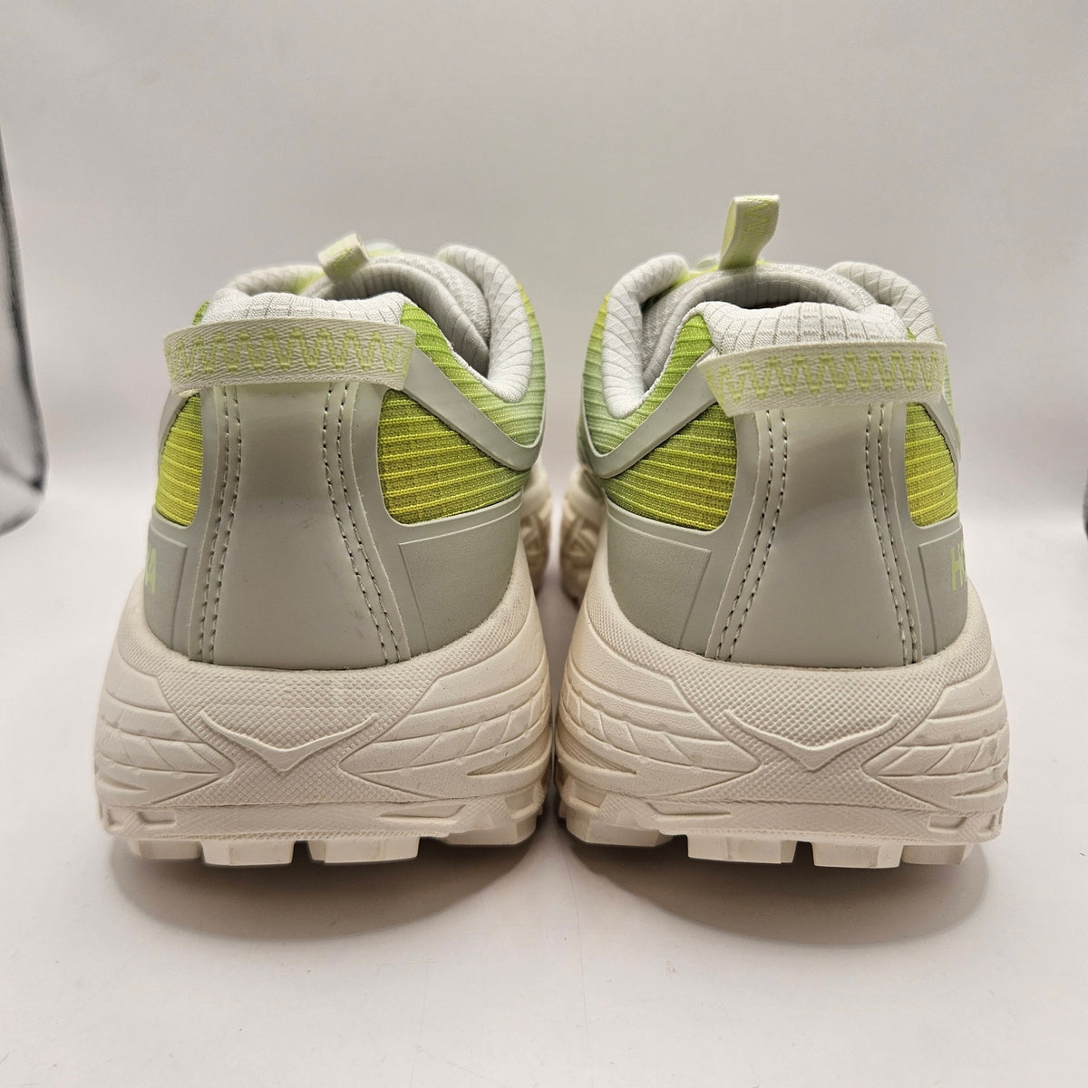 HOKA ONE MEN'S 10.5 MAFATE THREE2 GRID TRUFFLE SALT VIBRAM NWOB 1173332-TLT NWOB