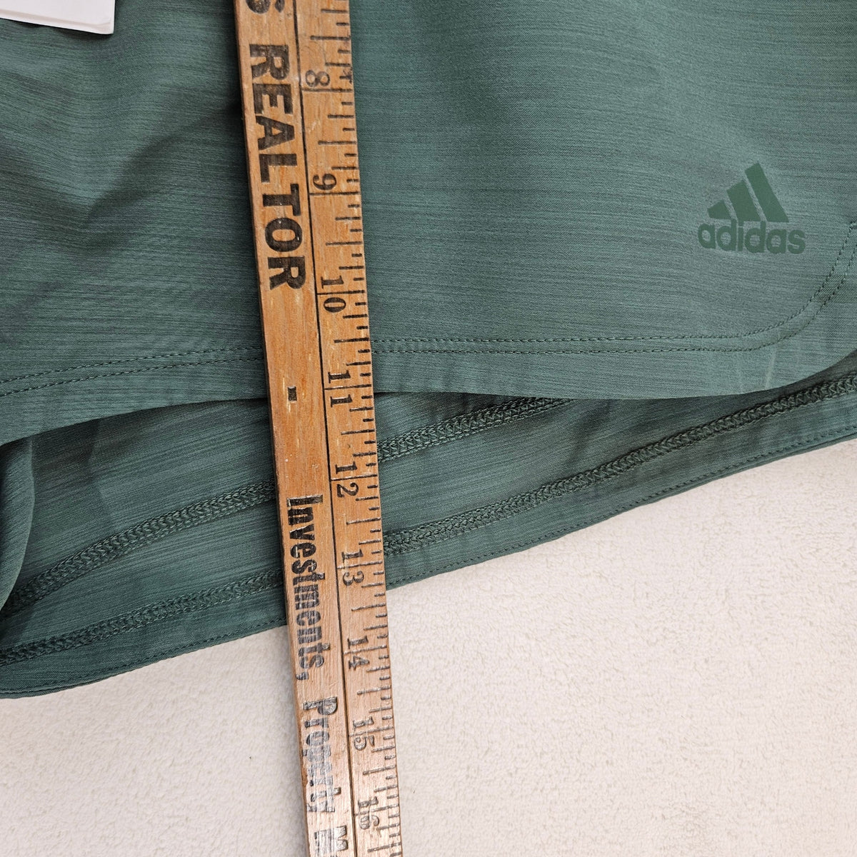 ADIDAS WOMEN'S XXL PACER 3 STRIPE WOVEN TRAINING SHORTS GREEN OXIDE HM8699 NWT