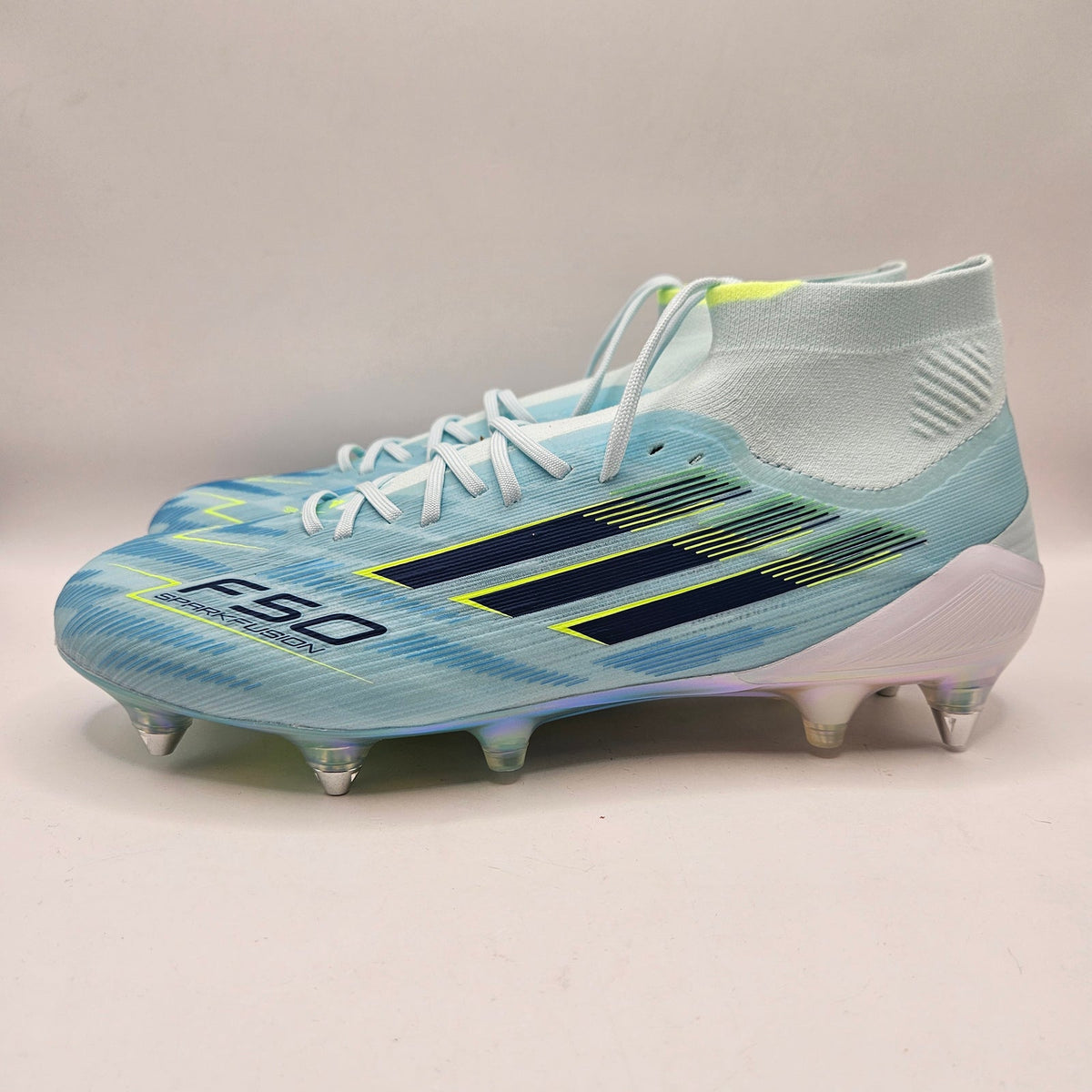 ADIDAS WOMEN'S 9.5 F50 SPARKFUSION ELITE MID SG PRO SOCCER CLEATS JR8900