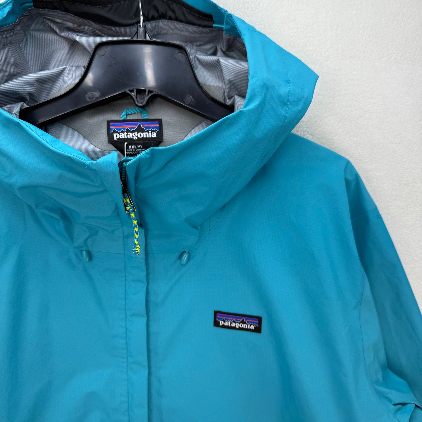 PATAGONIA MEN'S XXLARGE TORRENTSHELL 3L RAIN JACKET 85241 STLE