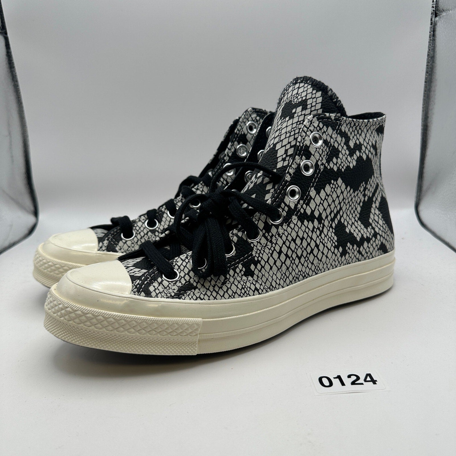 CONVERSE Women's 10 Digital Daze Leather 1970s High Top Sneaker