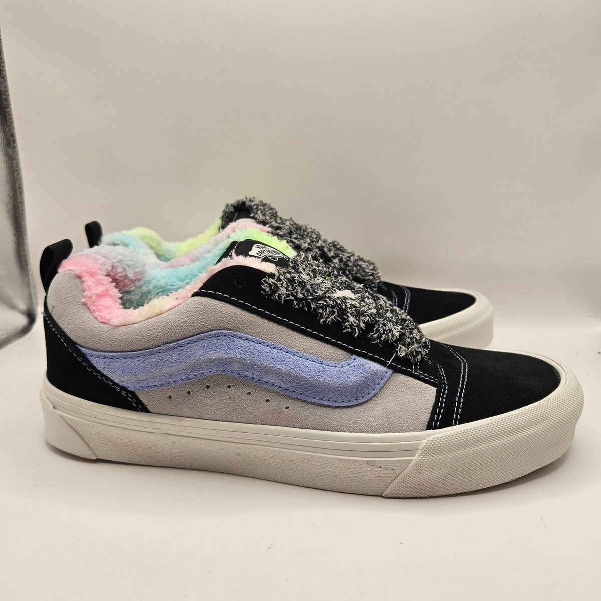 VANS MEN'S 9 KNU SKOOL PARTY ANIMAL RAINBOW BLACK SUEDE FAUX FUR NWOB