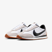 NIKE MEN'S 11.5 PACIFIC SNEAKER LOW TOP SNEAKER HQ2052-100 WHITE BLACK