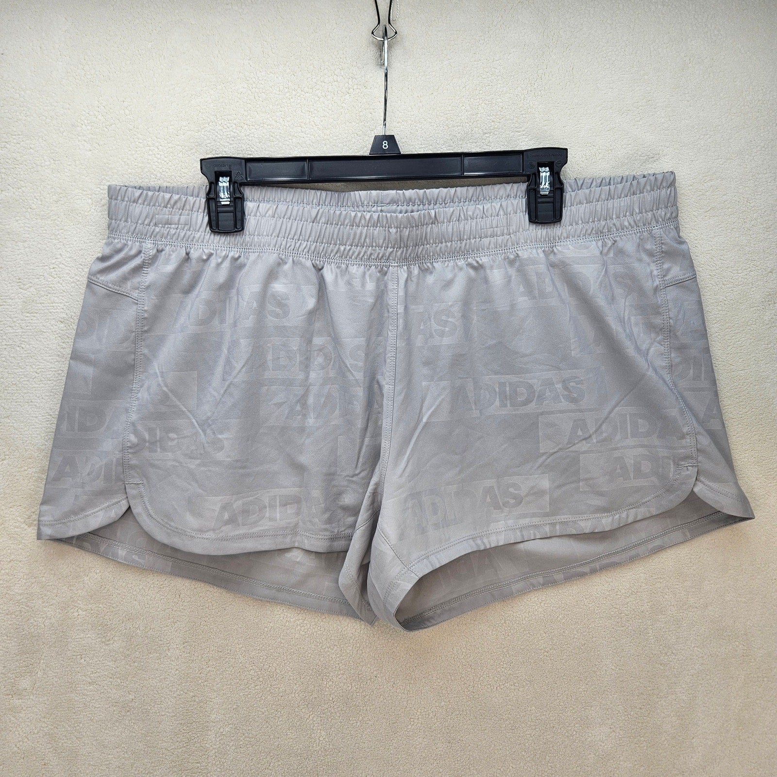 ADIDAS WOMEN'S XL TRAINING PACER DEBOSS SHORTS GREY NWT