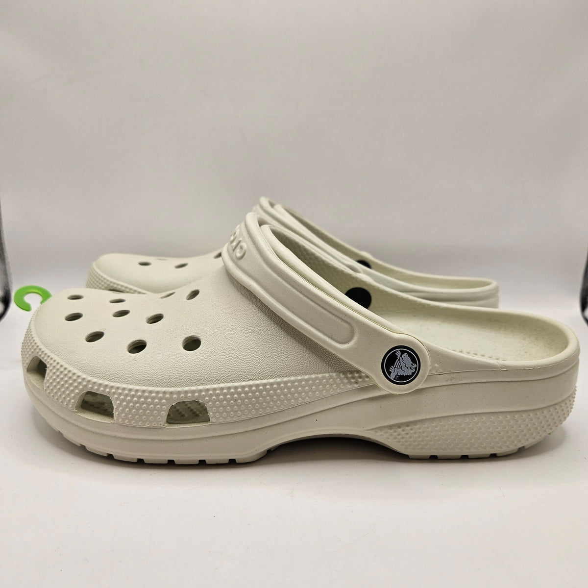 CROCS M9 W11 CLASSIC CLOG WHITE BONE UNISEX COMFORT CASUAL SHOES NWT