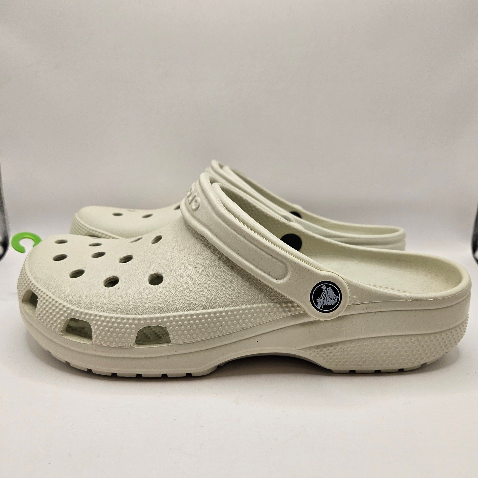 CROCS M9 W11 CLASSIC CLOG WHITE BONE UNISEX COMFORT CASUAL SHOES NWT
