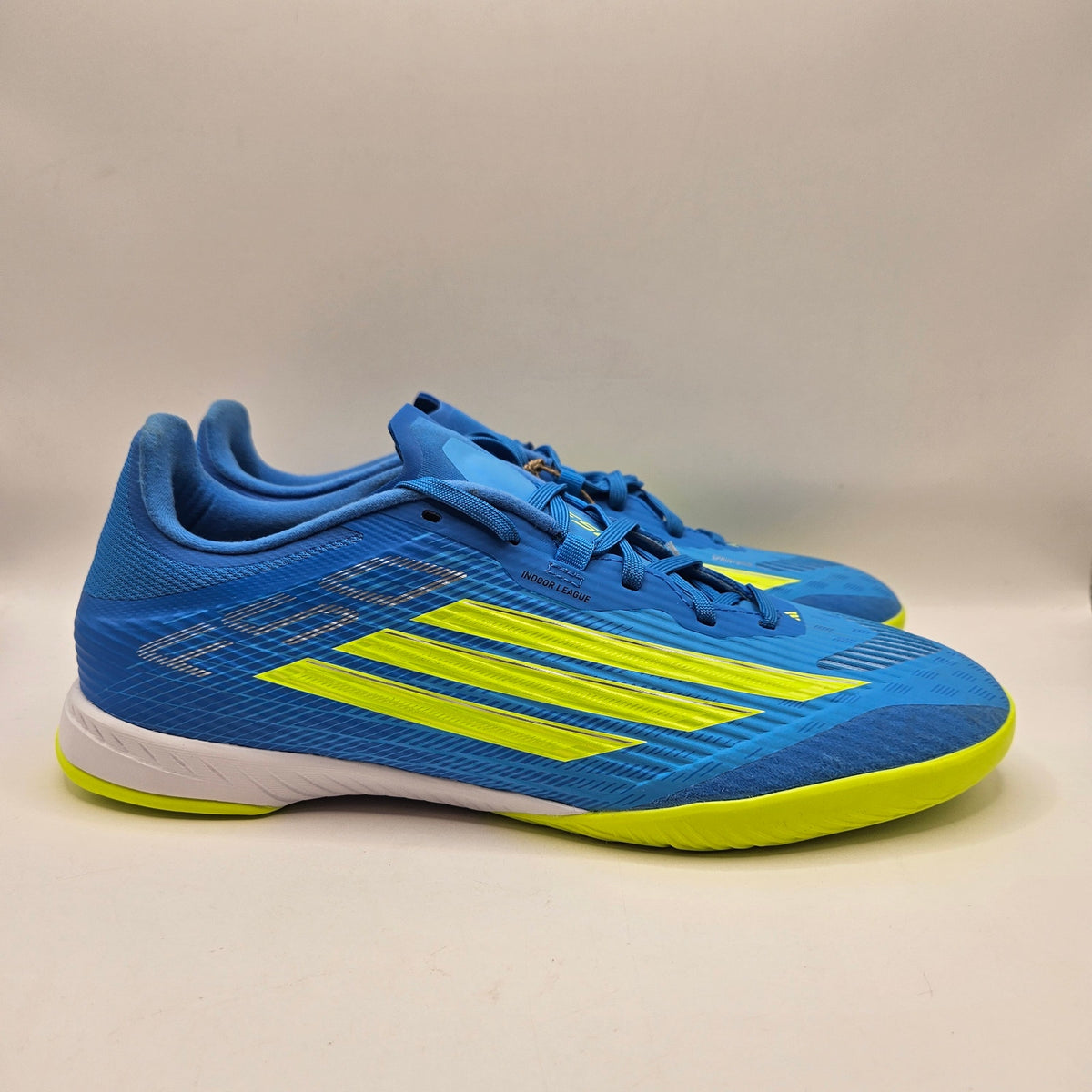 ADIDAS MEN'S 8 F50 LEAGUE INDOOR SOCCER SHOES BLUE NEON YELLOW NWOB JR8973