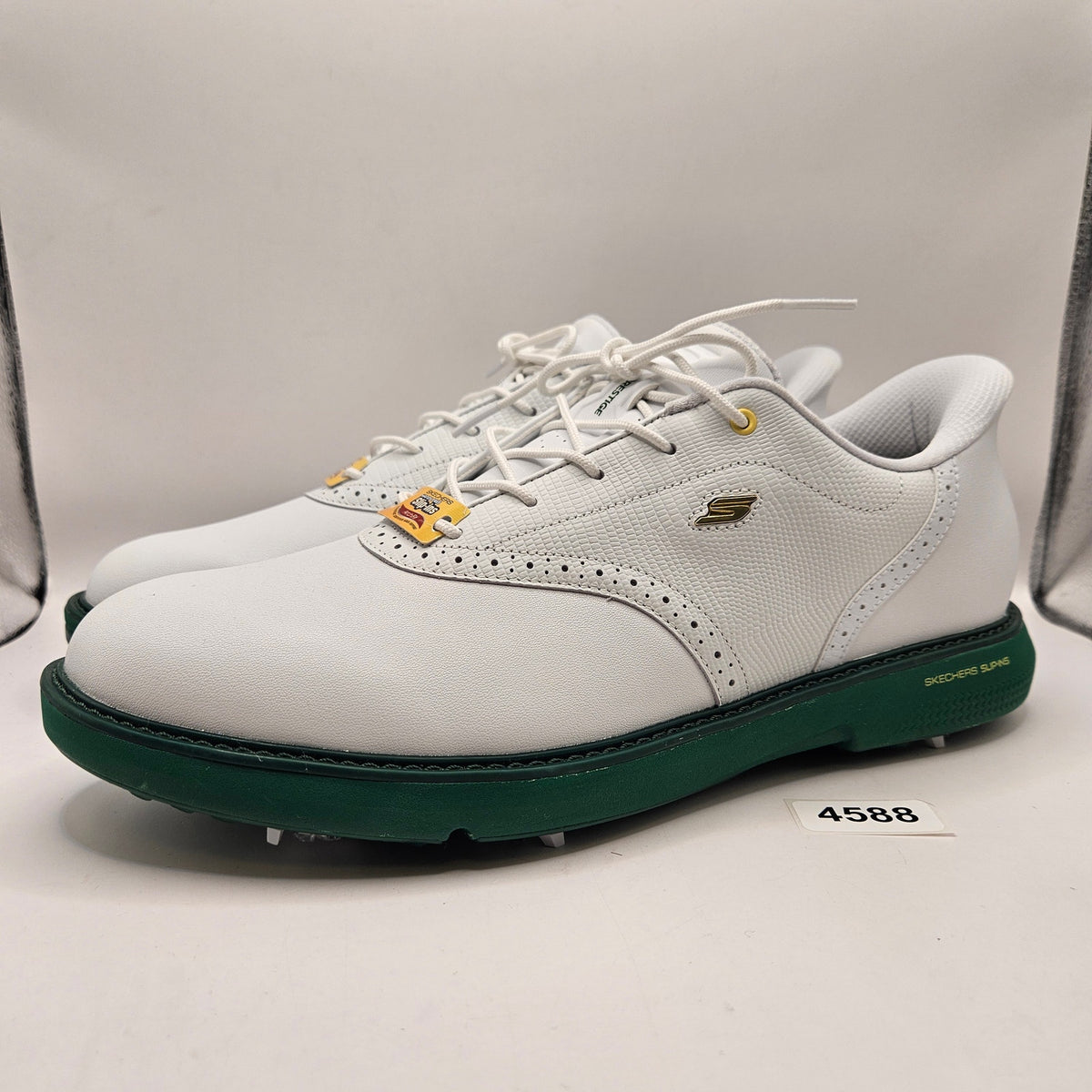 SKECHERS MEN'S 11.5 GO GOLF PRESTIGE SLIP IN SHOES 214124 ARCH FIT WHITE GREEN