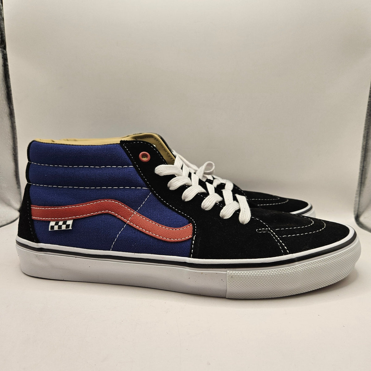 VANS MEN'S 13 SKATE GROSSO MID UNIVERSITY SKATE SNEAKER NWOB
