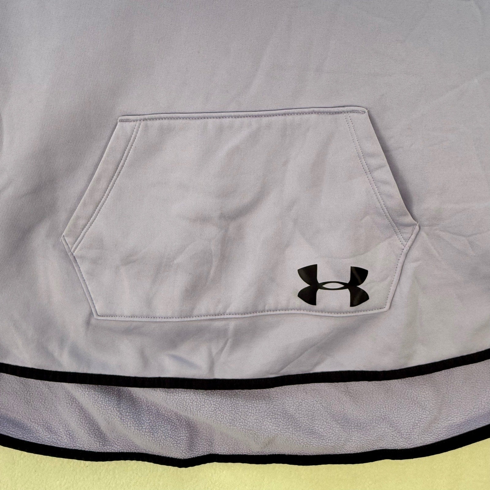 UNDER ARMOUR Girls Large Fleece Poncho Lavender