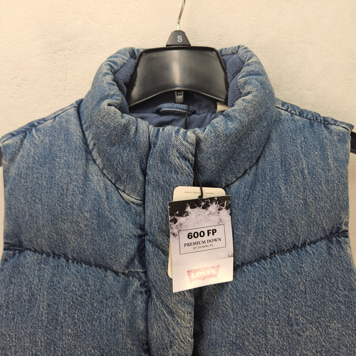 LEVI'S WOMEN'S MEDIUM WESTERN BUBBLE DOWN VEST 600 FILL POWER NWT