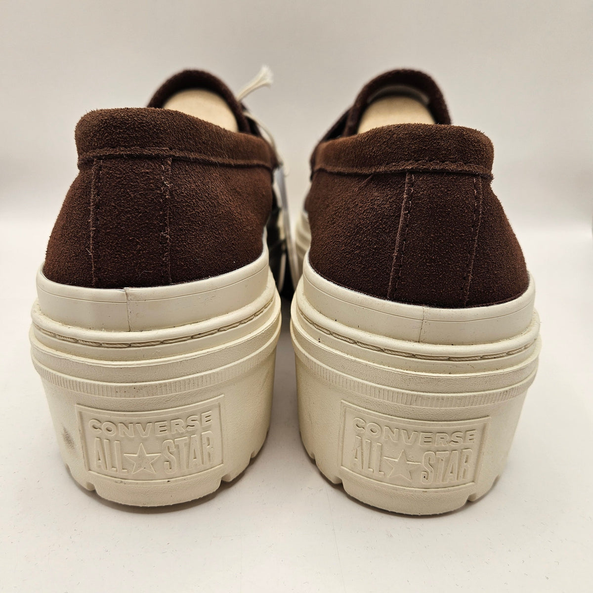 CONVERSE WOMEN'S 11 ALL STAR LUGGED HEEL LOAFER PLATFORM BROWN SUEDE A15552C