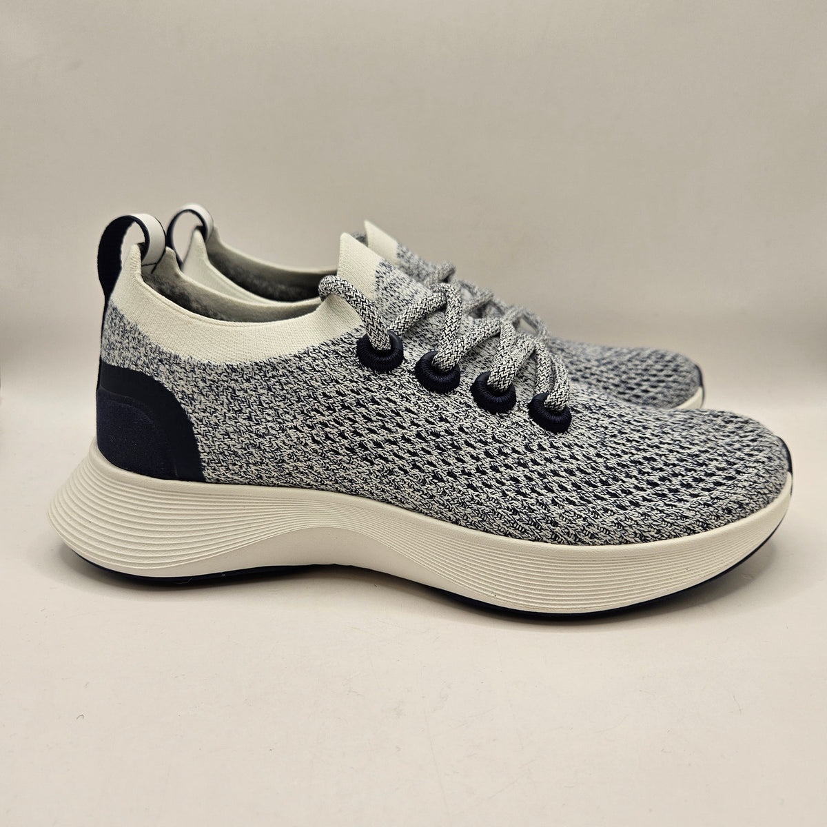 ALLBIRDS WOMEN'S 6.5 BLIZZARD DEEP NAVY RUNNING SHOES WOOL A12464