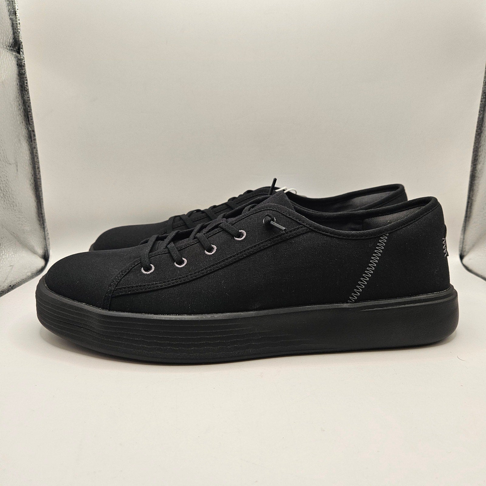 HEY DUDE MEN'S 13 CODY CANVAS BLACK/BLACK NWT 41291-060