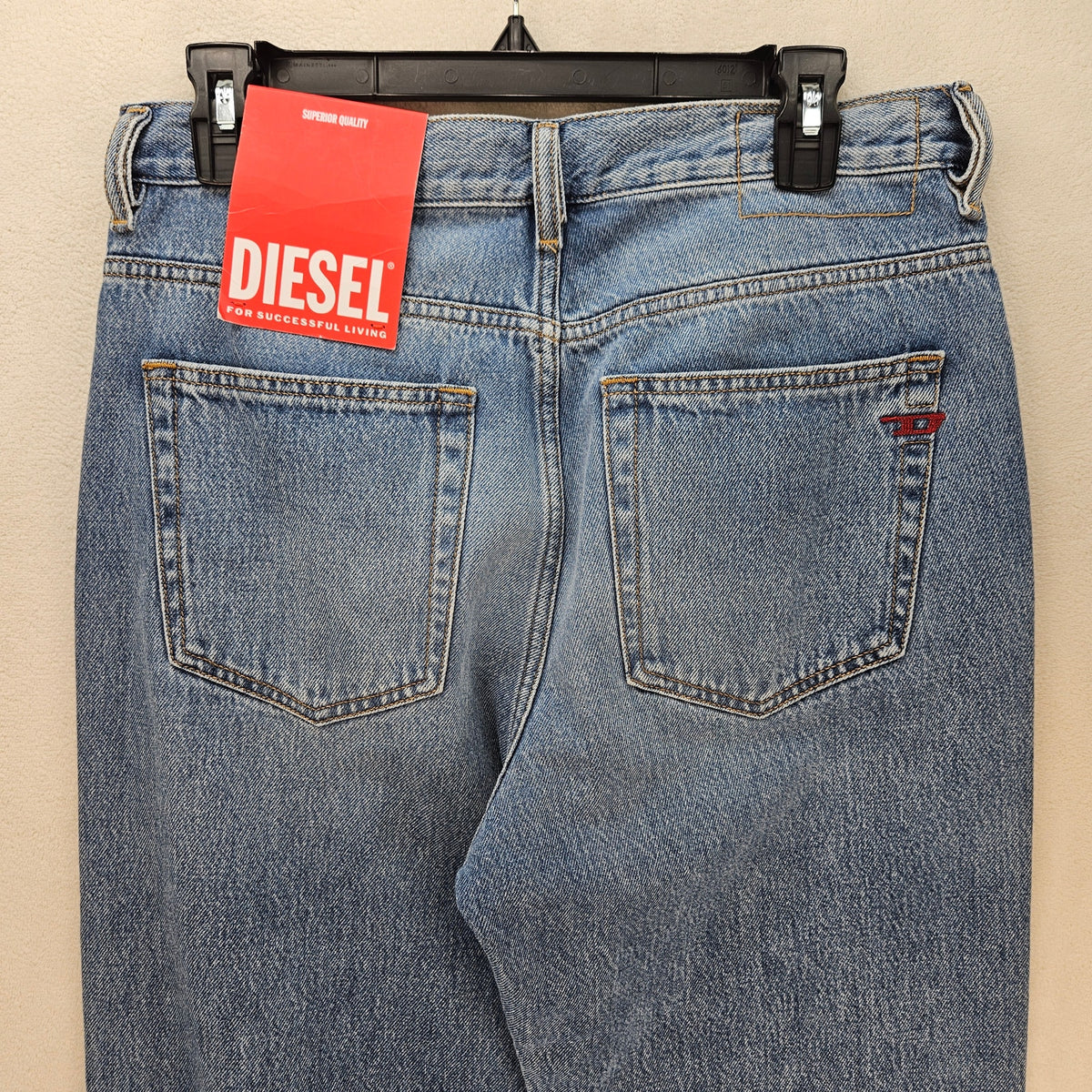 DIESEL MEN'S 30X34 D-VIKER STRAIGHT LEG TROUSER JEANS MEDIUM WASH NWT