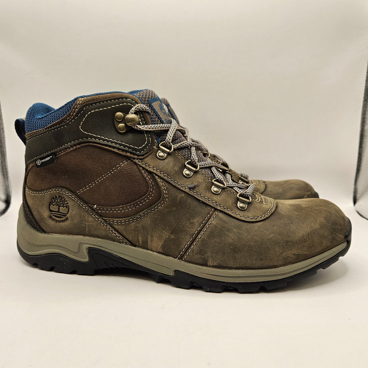 TIMBERLAND WOMEN'S 11 MT. MADDEN MID HIKING BOOTS LACE UP WATERPROOF GREY