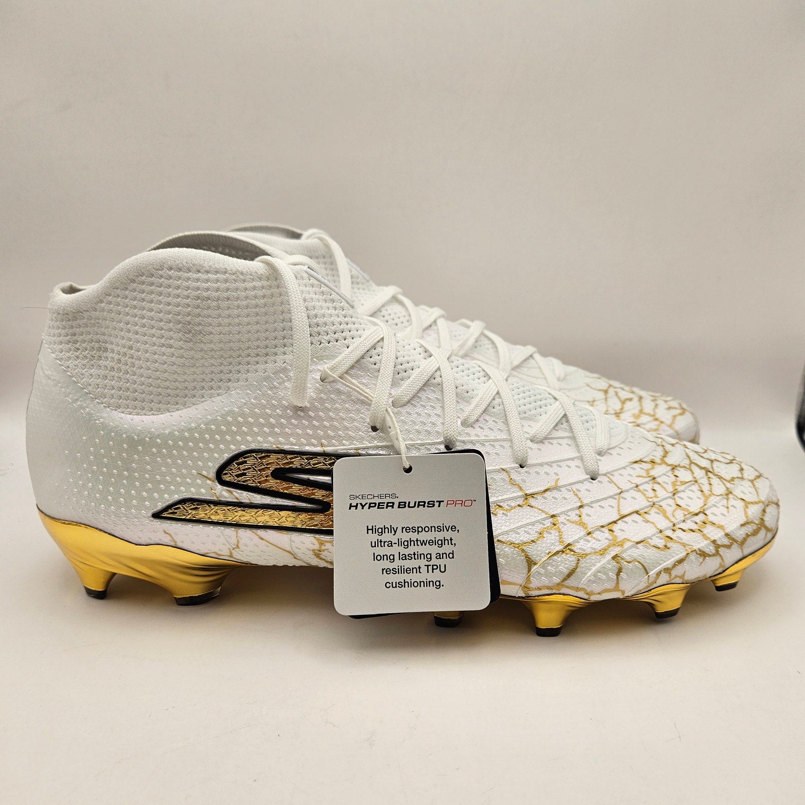 SKECHERS MEN'S 10.5 SKX 1.5 HIGH ELITE FG SOCCER CLEATS WHITE METALLIC GOLD NWOB