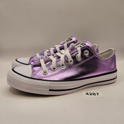 CONVERSE WOMEN'S 7 CHUCK TAYLOR ALL STAR METALLIC PURPLE LACE UP LOW A14876C