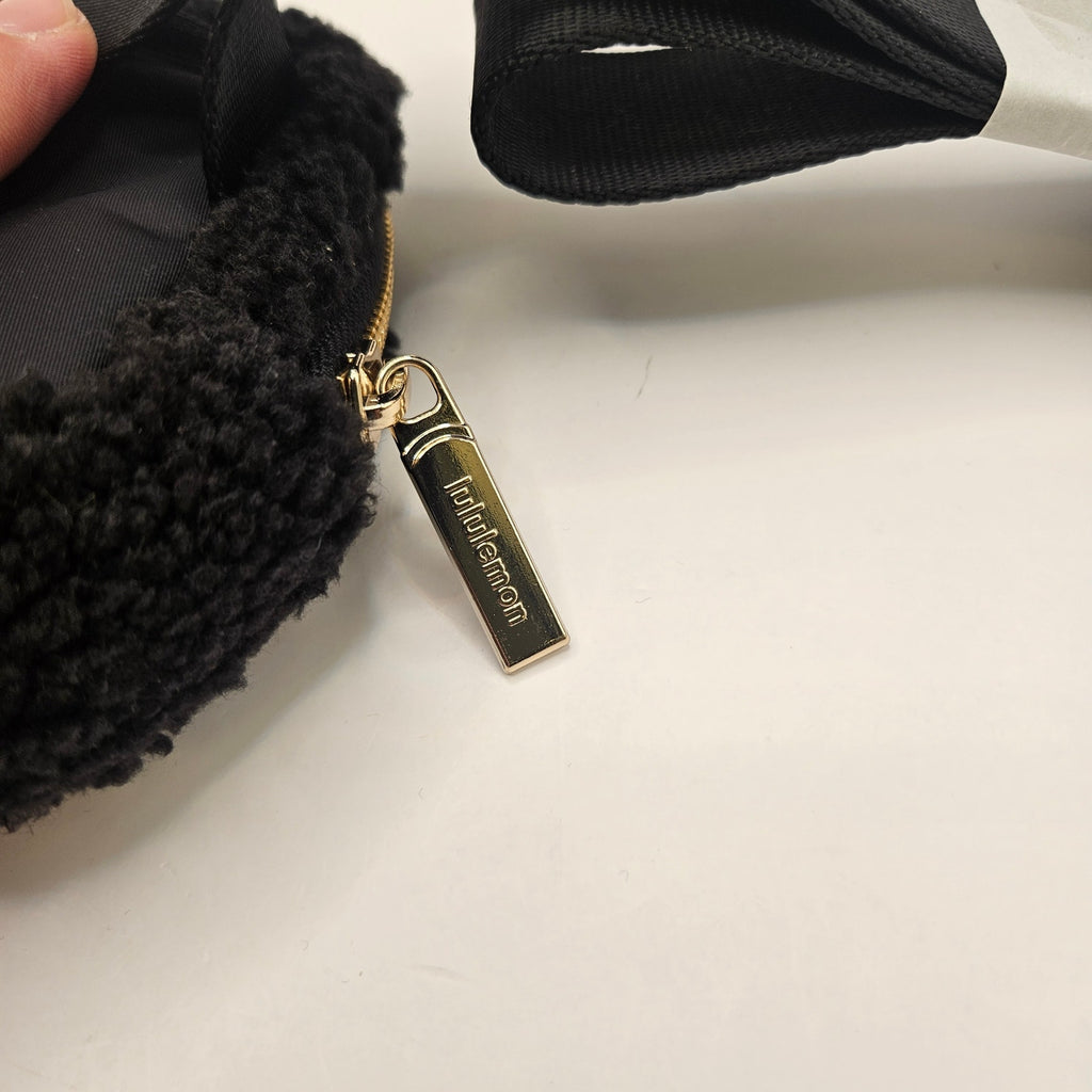 LULULEMON 2 LITER EVERYWHERE BELT BAG LARGE BLACK FLEECE NWT