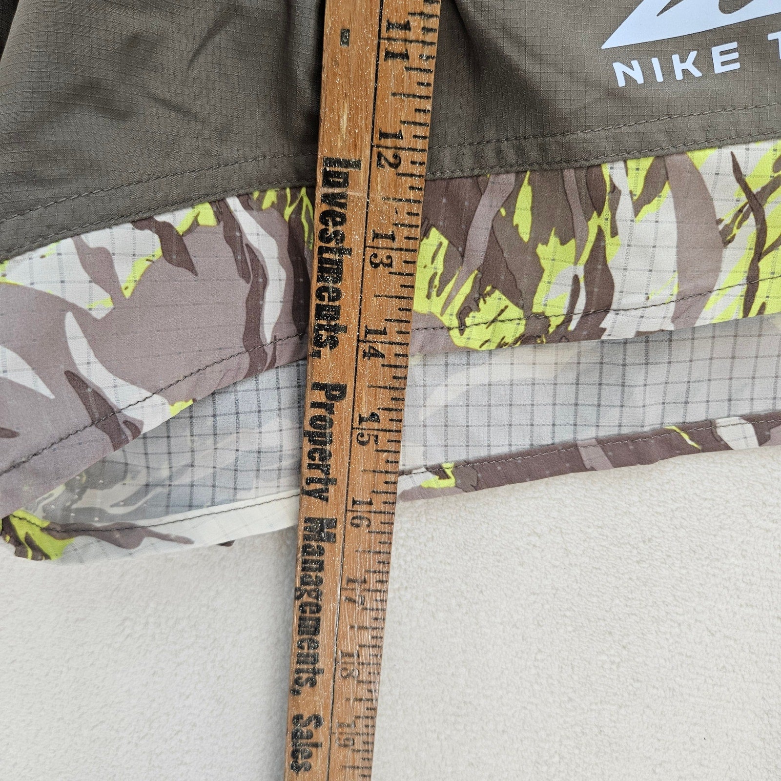 NIKE MEN'S XL TRAIL FLEX STRIDE 5" RUNNING SHORTS DM4652-040 CAMO NWT