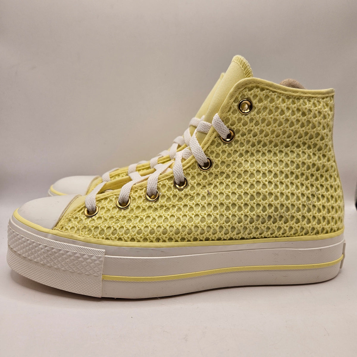 CONVERSE WOMEN'S 9 CHUCK TAYLOR ALL STAR LIFT HI PLATFORM LEMON SLUSHY A14967C