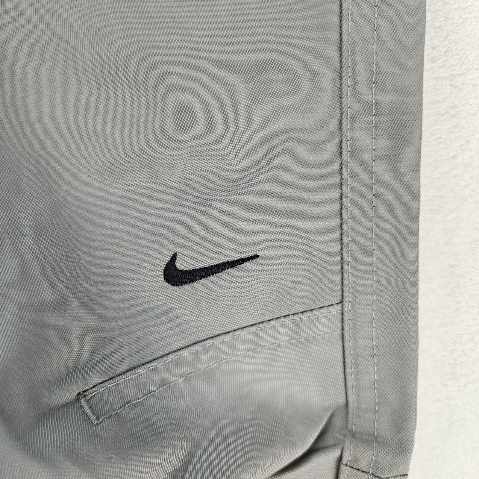 NIKE MEN'S MEDIUM TECH WOVEN PANTS LIGHT ARMY GREEN HJ0647-320 NWT
