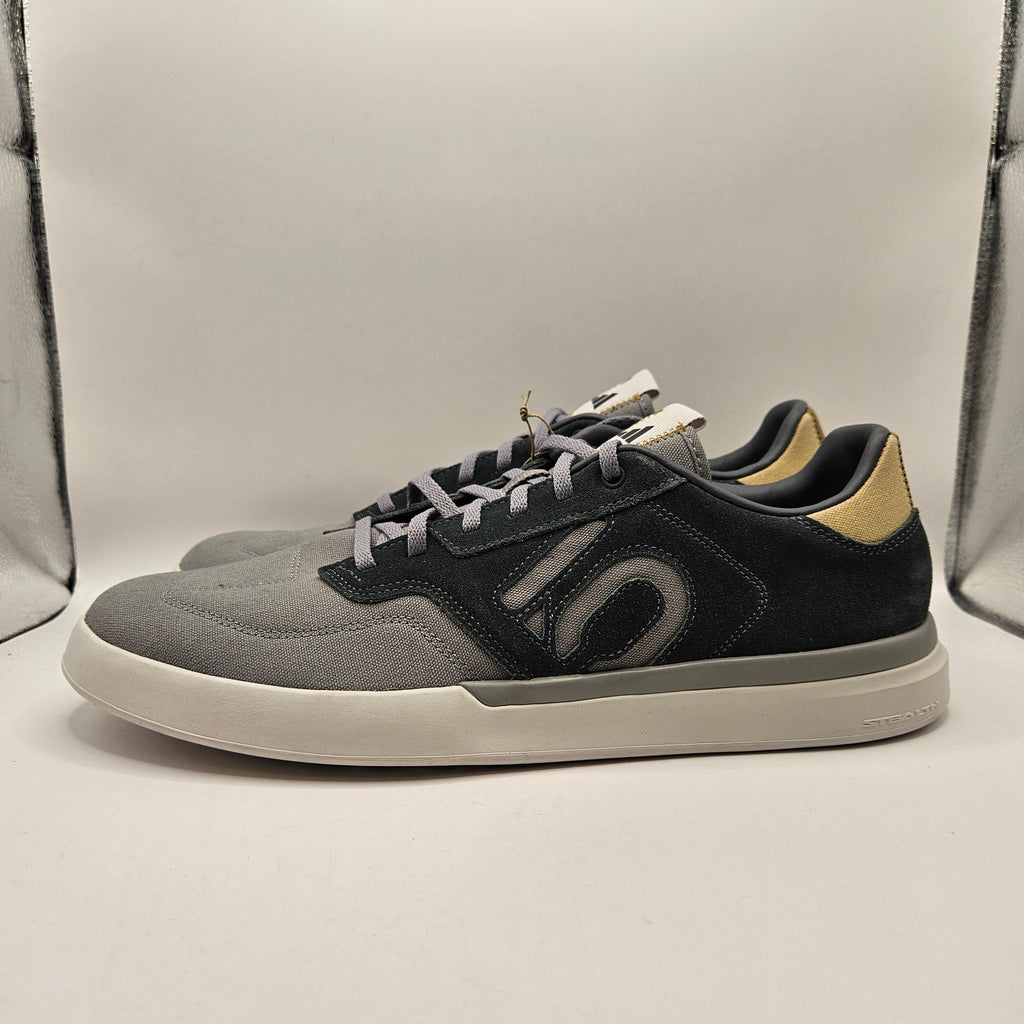 ADIDAS MEN'S 12.5 SLEUTH LACE UP GREY SNEAKER CASUAL IG0367 NWOB