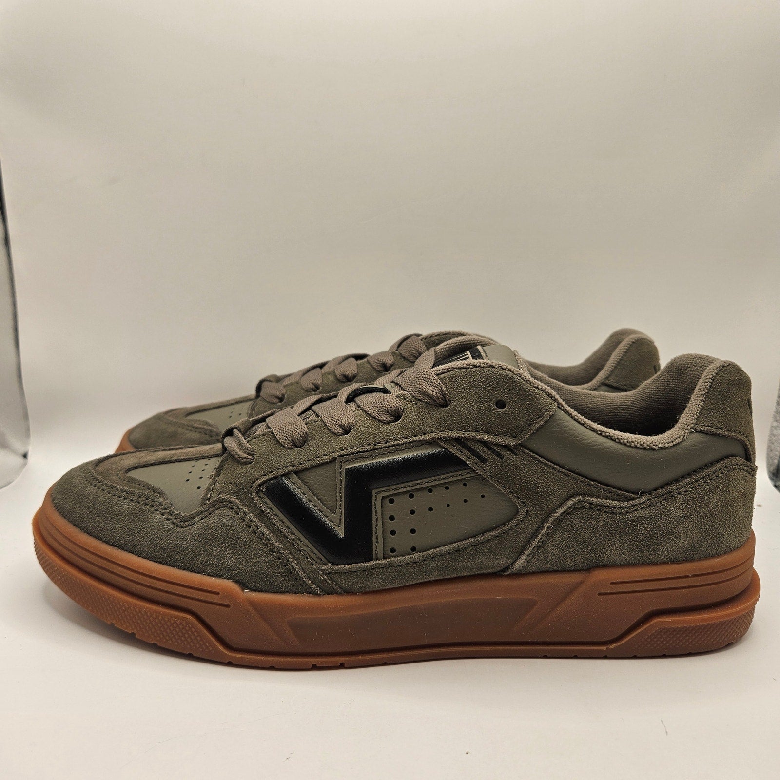 VANS MEN'S 10 UPLAND SUEDE BUNGEE CORD NWOB RARE