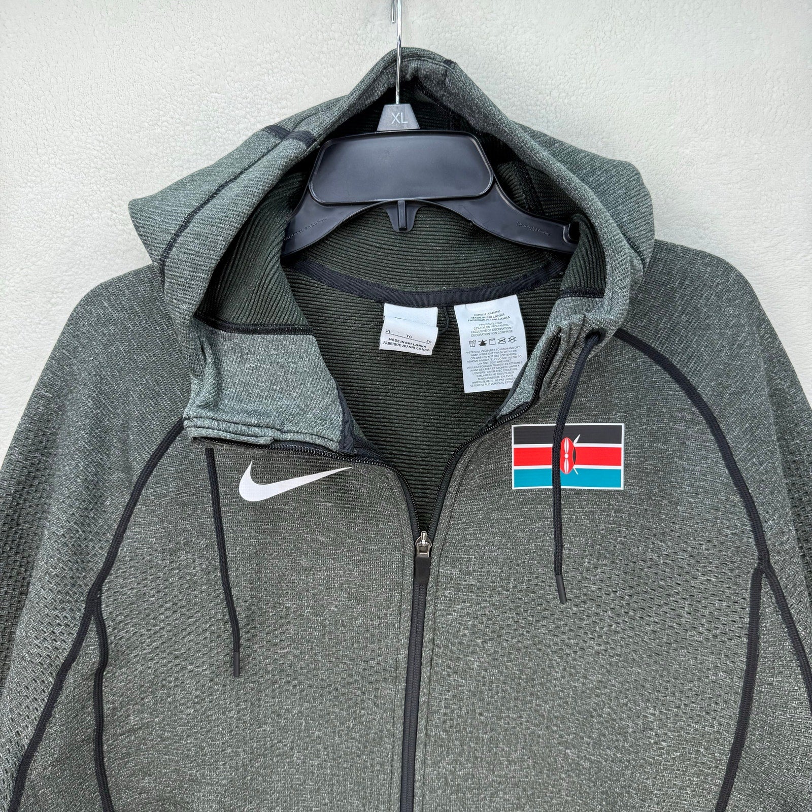 NIKE X KENYA MEN'S LARGE PRO ELITE WOVEN JACKET HOODIE CT4104-001