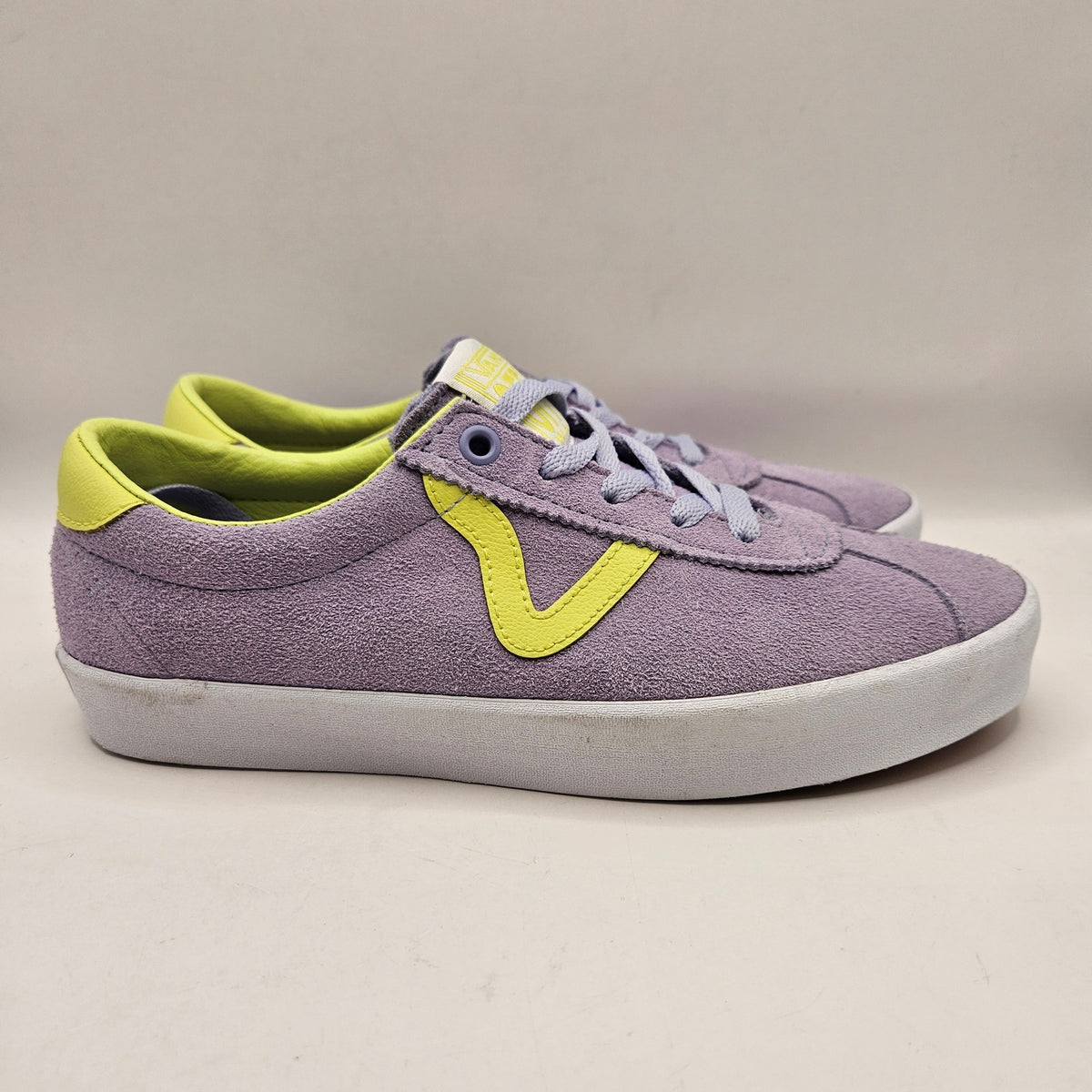 VANS WOMEN'S 7.5 SPORT SNEAKERS LAVENDER LIME GREEN SUEDE OFF THE WALL