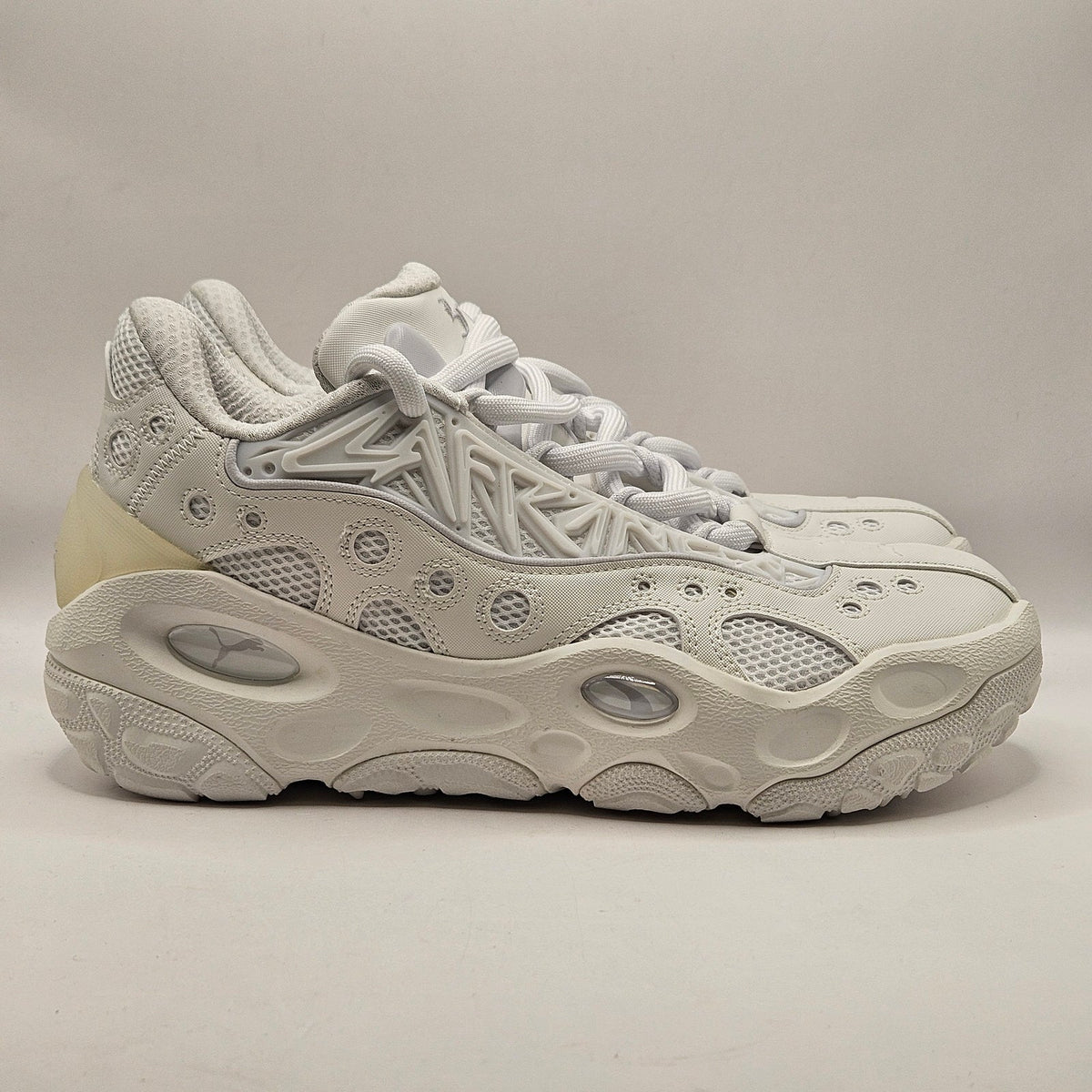 PUMA MEN'S 11 LA FRANCE WHITE GLOW SILVER MIST LOW TOP MESH SNEAKER 312274-02