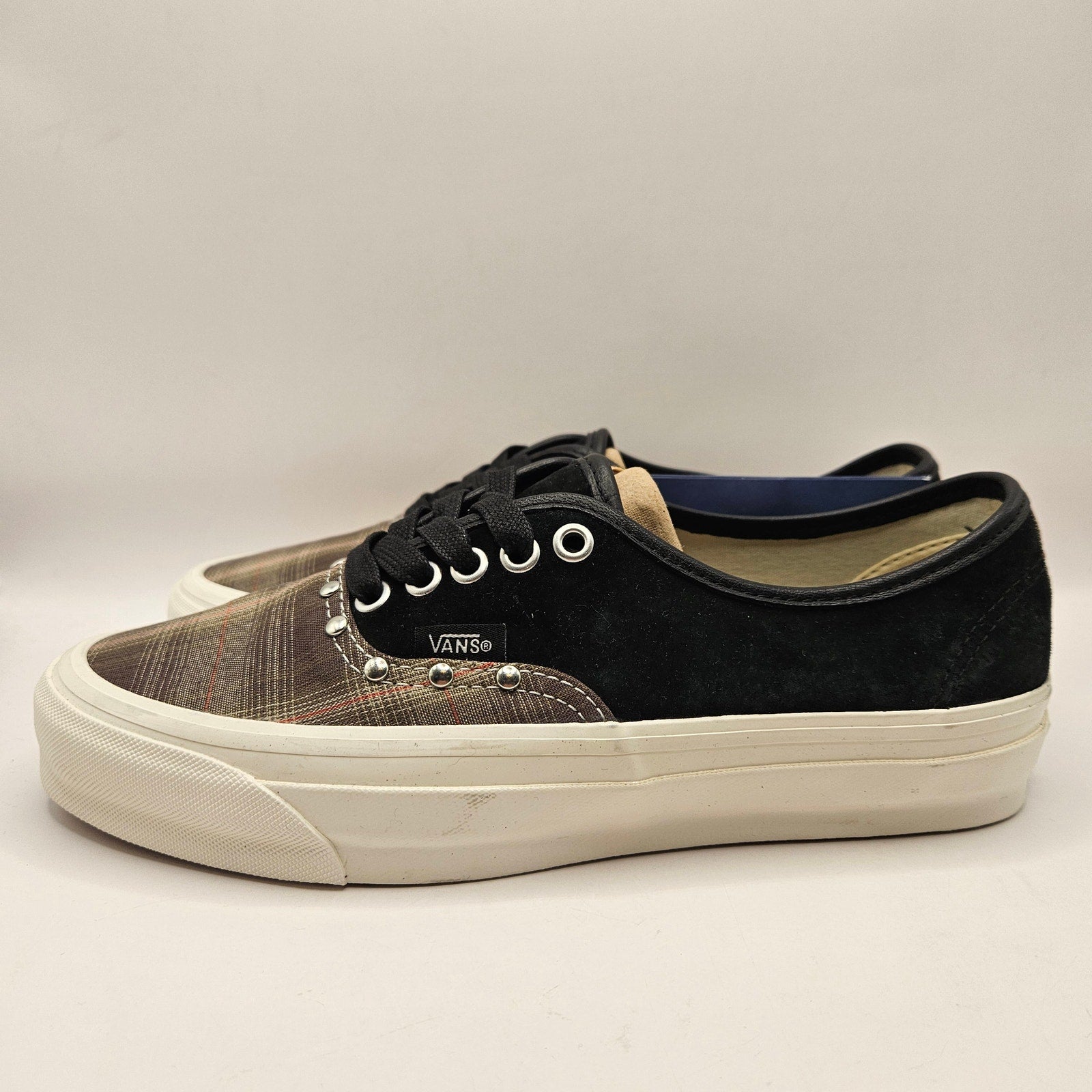 VANS WOMEN'S 8.5 AUTHENTIC 44 KHAKI PREMIUM SNEAKER PREP PLAID OLIVE STUDS NWOB