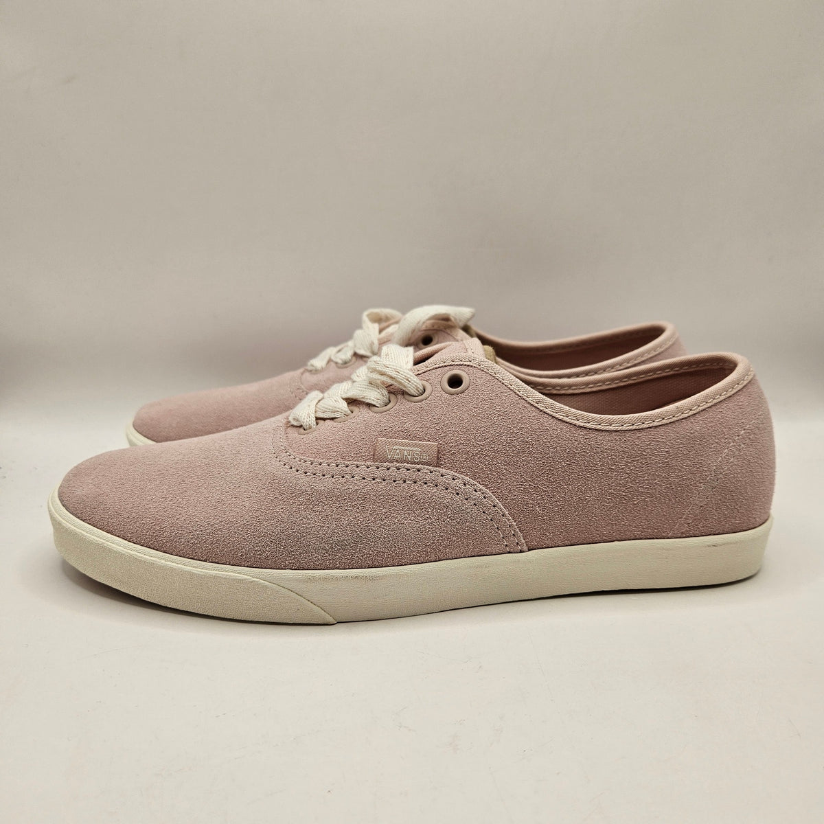 VANS WOMEN'S 8.5 AUTHENTIC LX 44 RARE HAIRY SUEDE LIGHT ROSE PINK SKATE NWOB