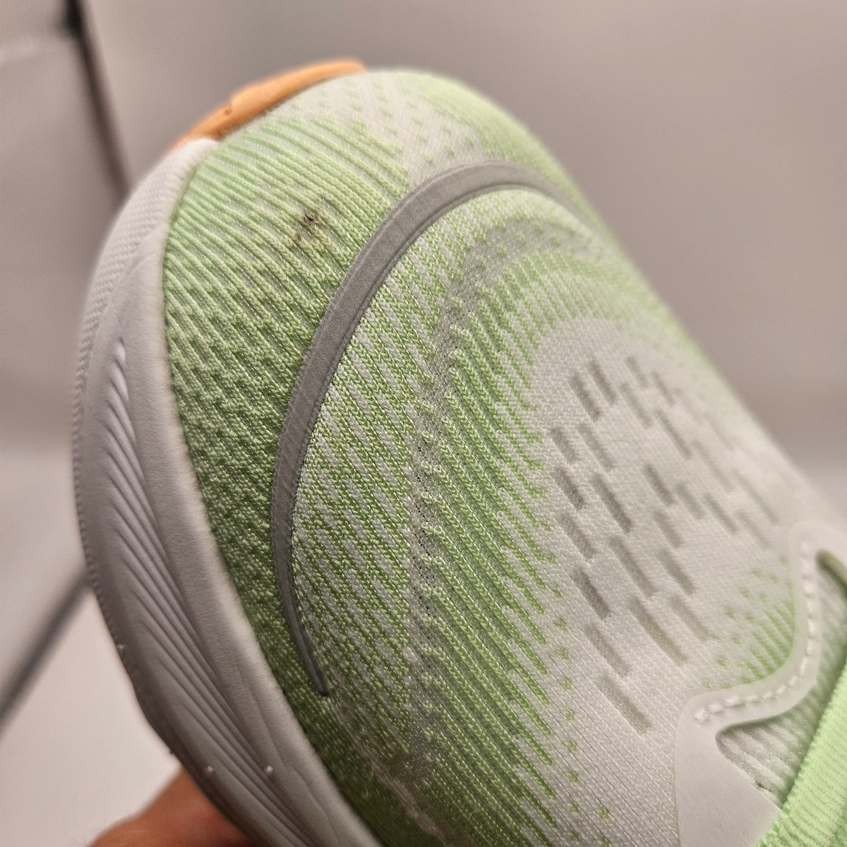 HOKA MEN'S 12 LUNA MOTH WHITE SKYFLOW RUNNING SHOES 1155111 LHW GREEN RAINBOW