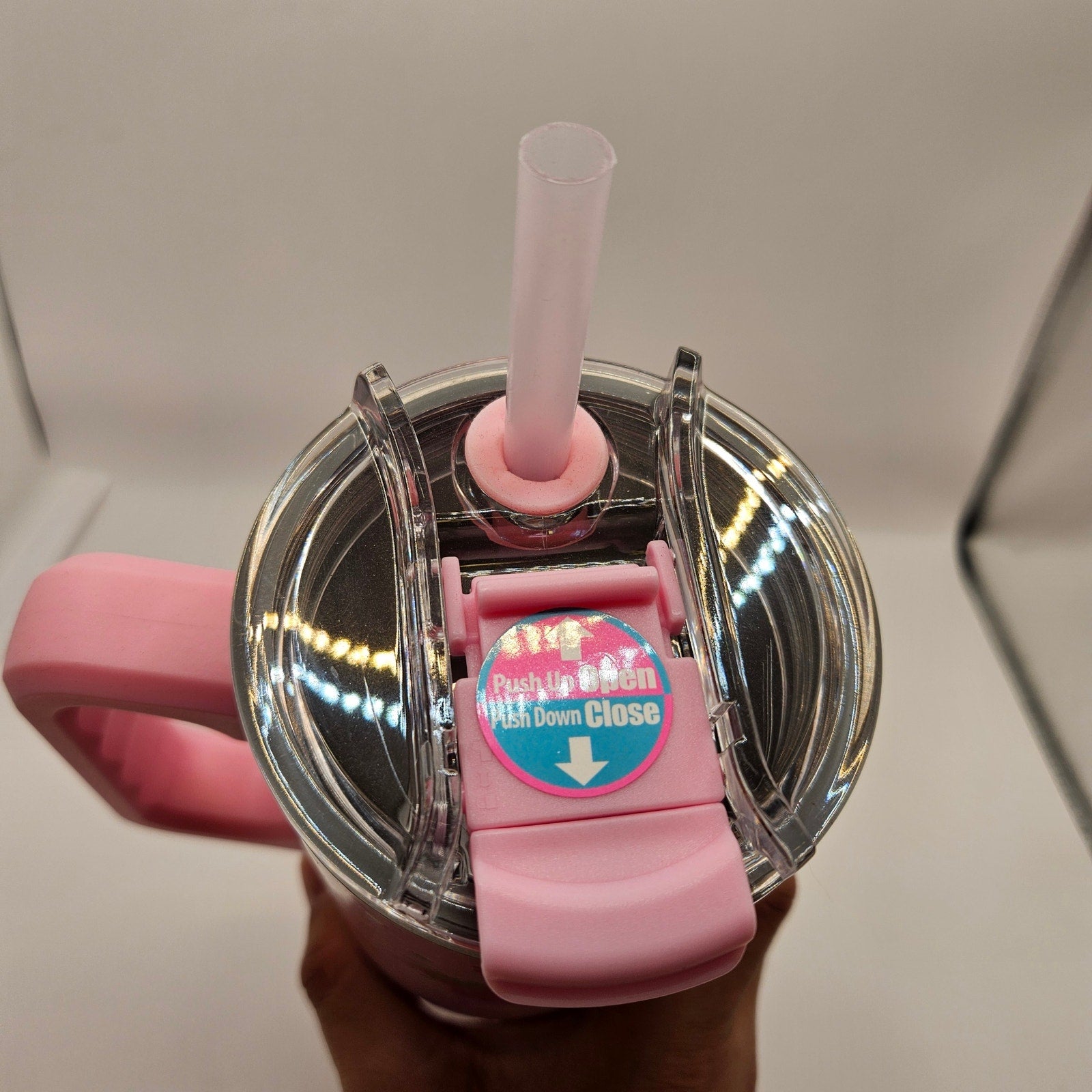 32oz PINK STRAWBERRY FLOWER TUMBLER W STRAW BRAND NEW