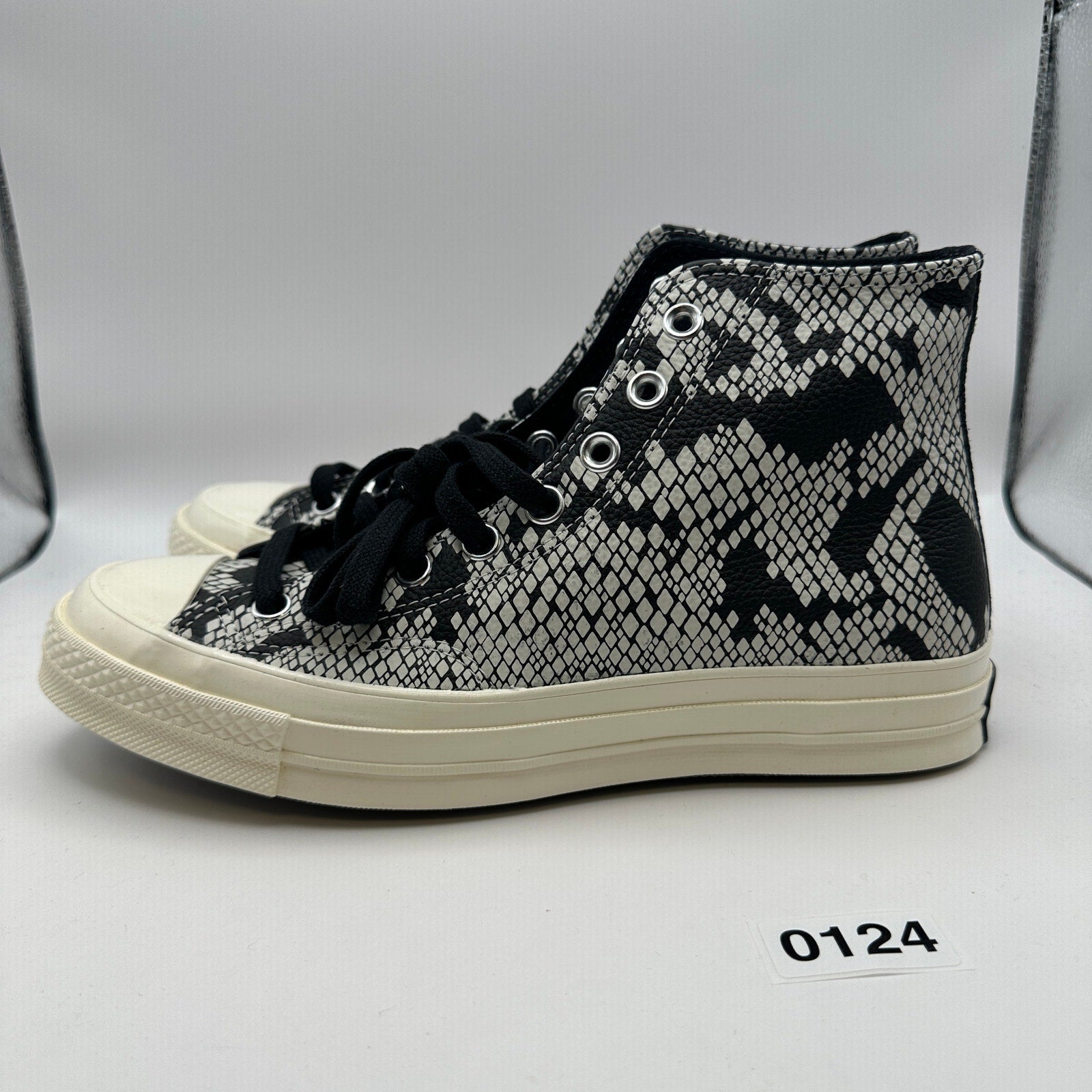 CONVERSE Women's 10 Digital Daze Leather 1970s High Top Sneaker