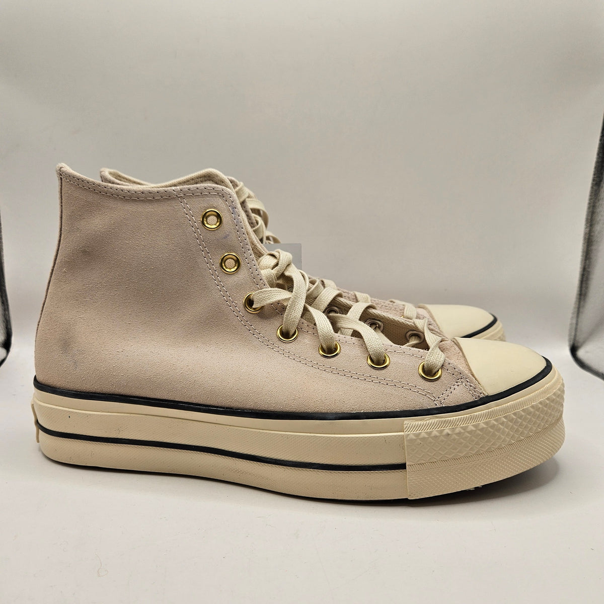 CONVERSE WOMEN'S 10 CHUCK TAYLOR ALL STAR LIFT SUDE PALE FETAL A13823C PLATFORM