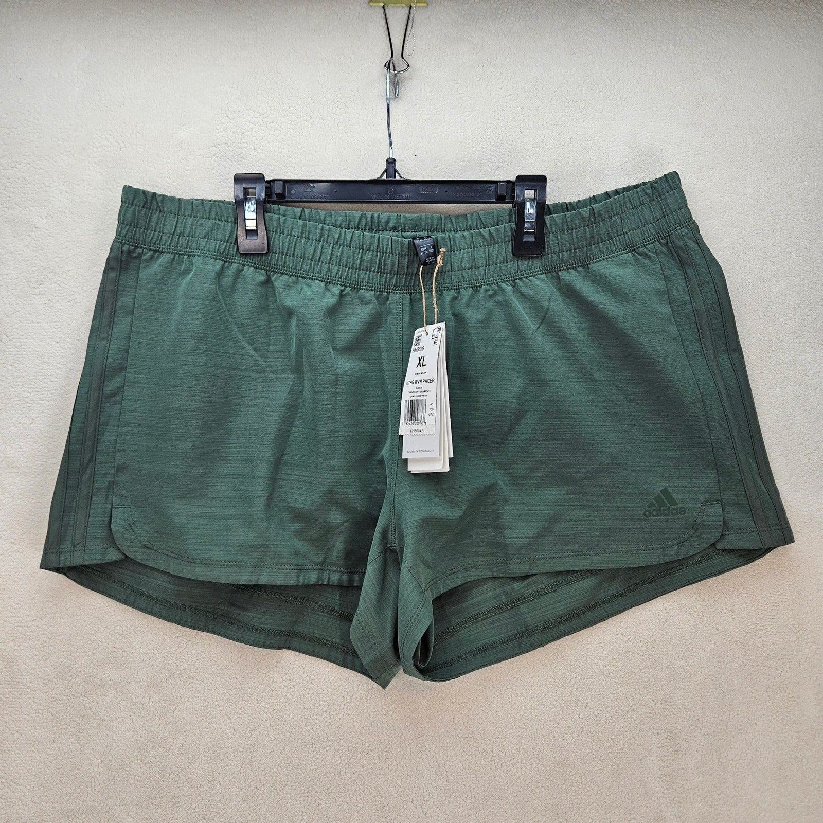 ADIDAS WOMEN'S XXL PACER 3 STRIPE WOVEN TRAINING SHORTS GREEN OXIDE HM8699 NWT